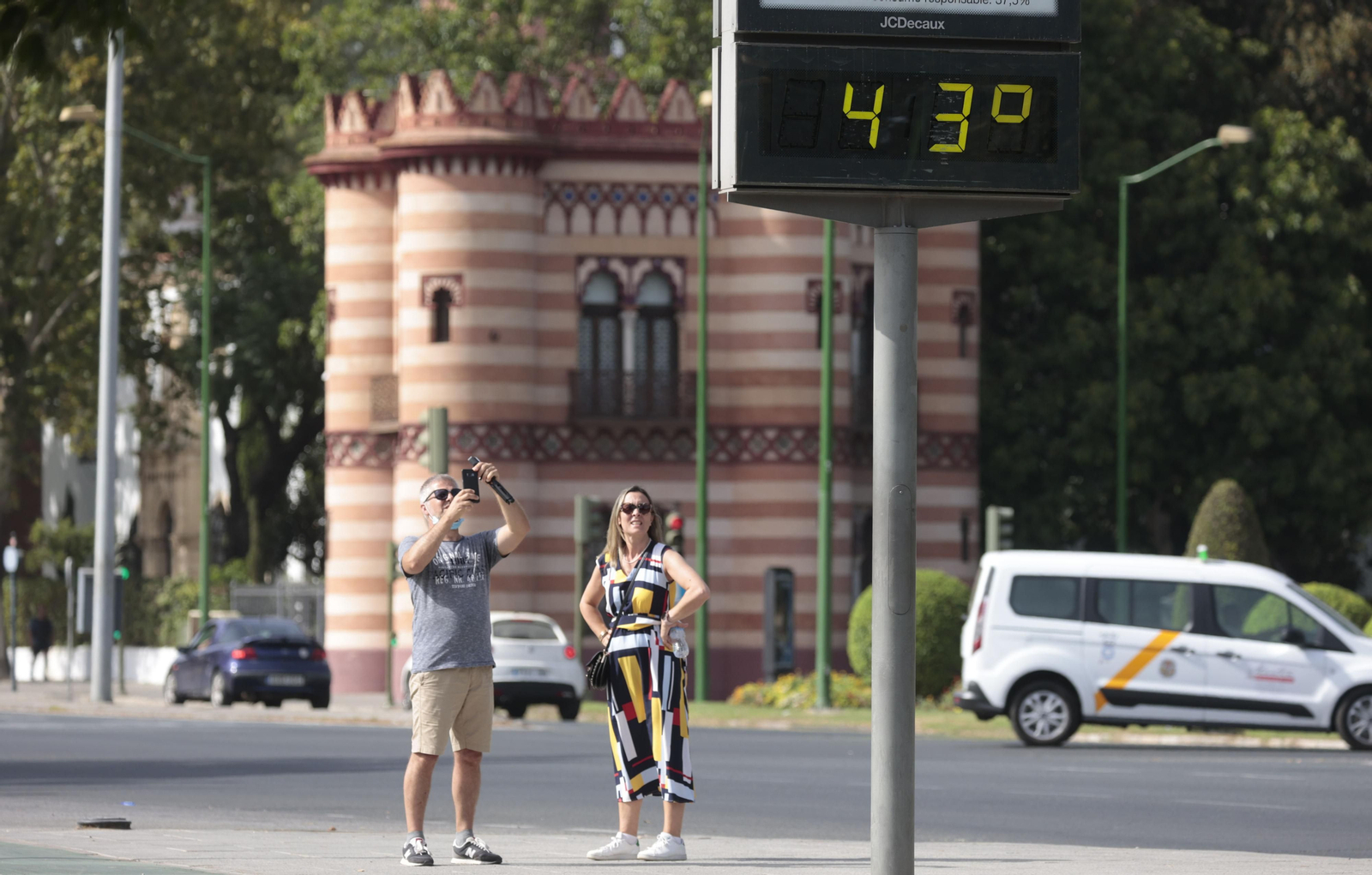 Un termómetro marcaba 43 grados en la ola de calor que padeció Sevilla en agosto.