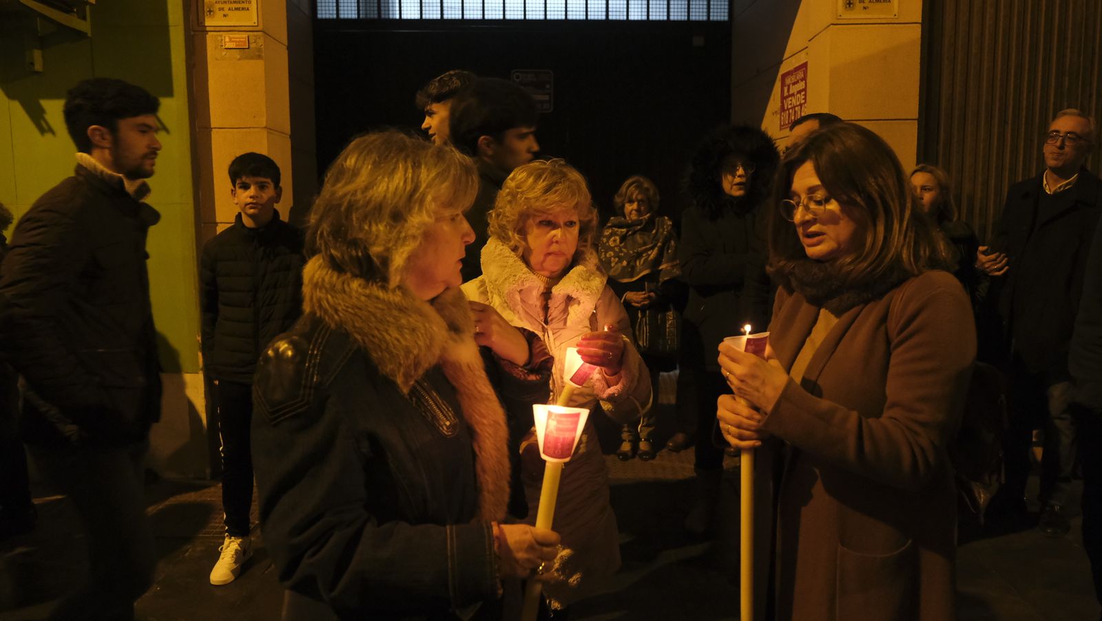 Imágenes de la misa y procesión de San Sebastián, en Almería