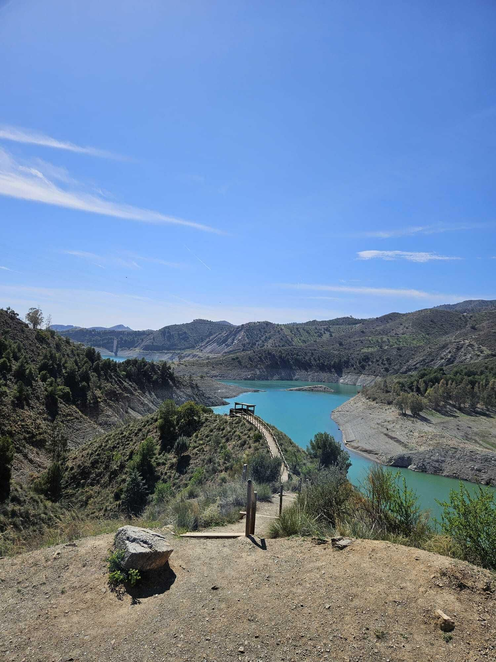 La ruta de la Presa del Limonera, un de las que mejores vistas da de Málaga