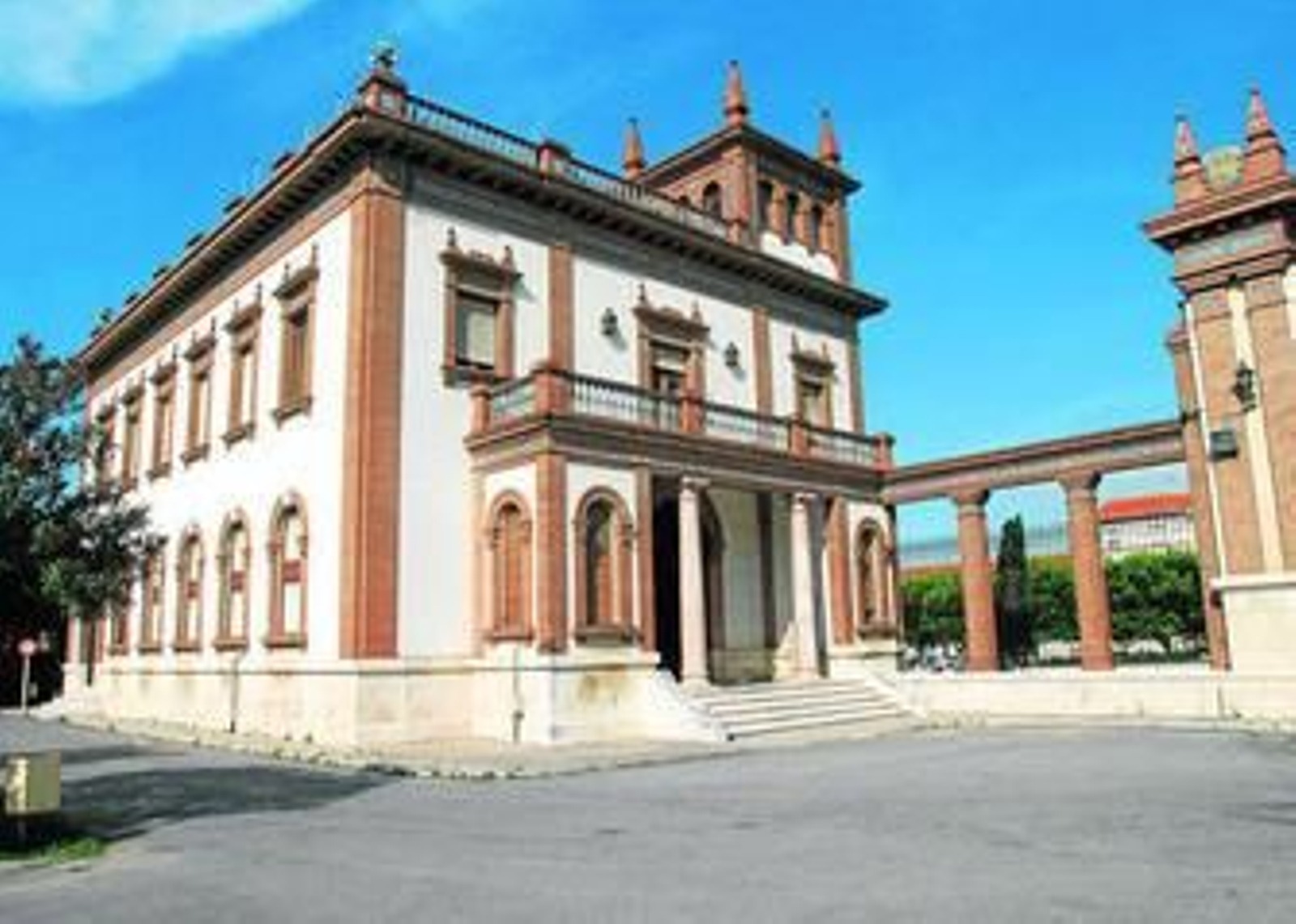 Uno de los edificios de Tabacalera.