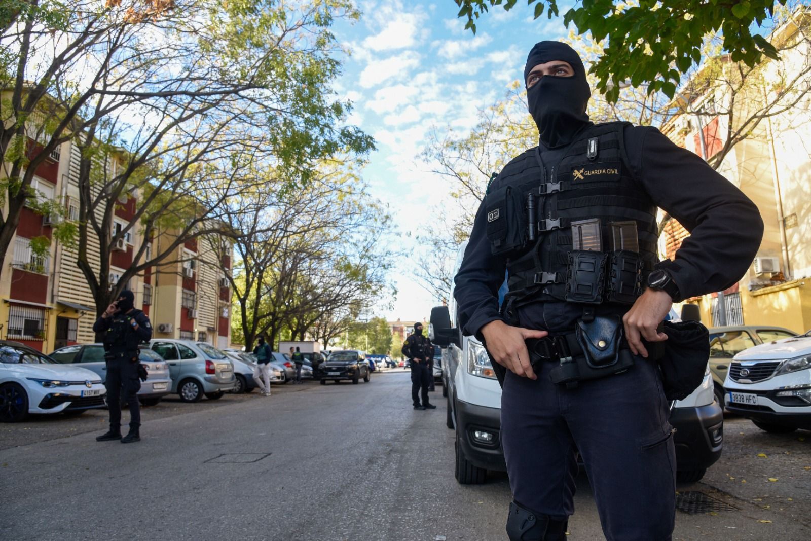 Guardias civiles desplegados en las Tres Mil Viviendas, en una imagen de archivo.