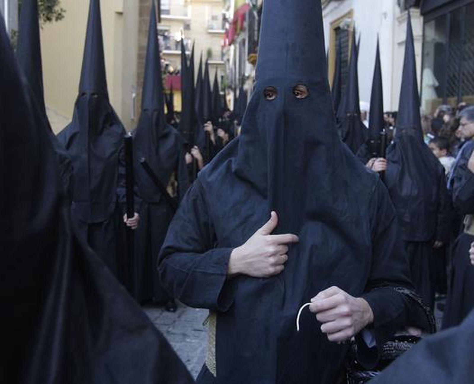 San Isidoro pone sus pasos en la calle

Foto: Jose Angel Garcia