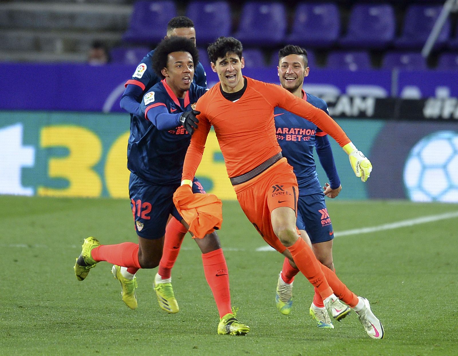 Valladolid-Sevilla, en fotos