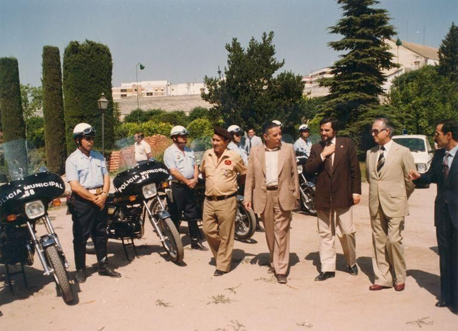 La Córdoba de Julio Anguita, en fotografías