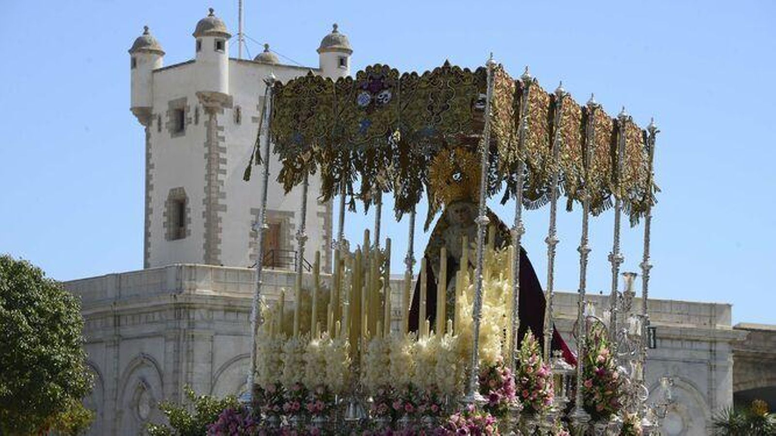 La Virgen del Amparo, de Borriquita