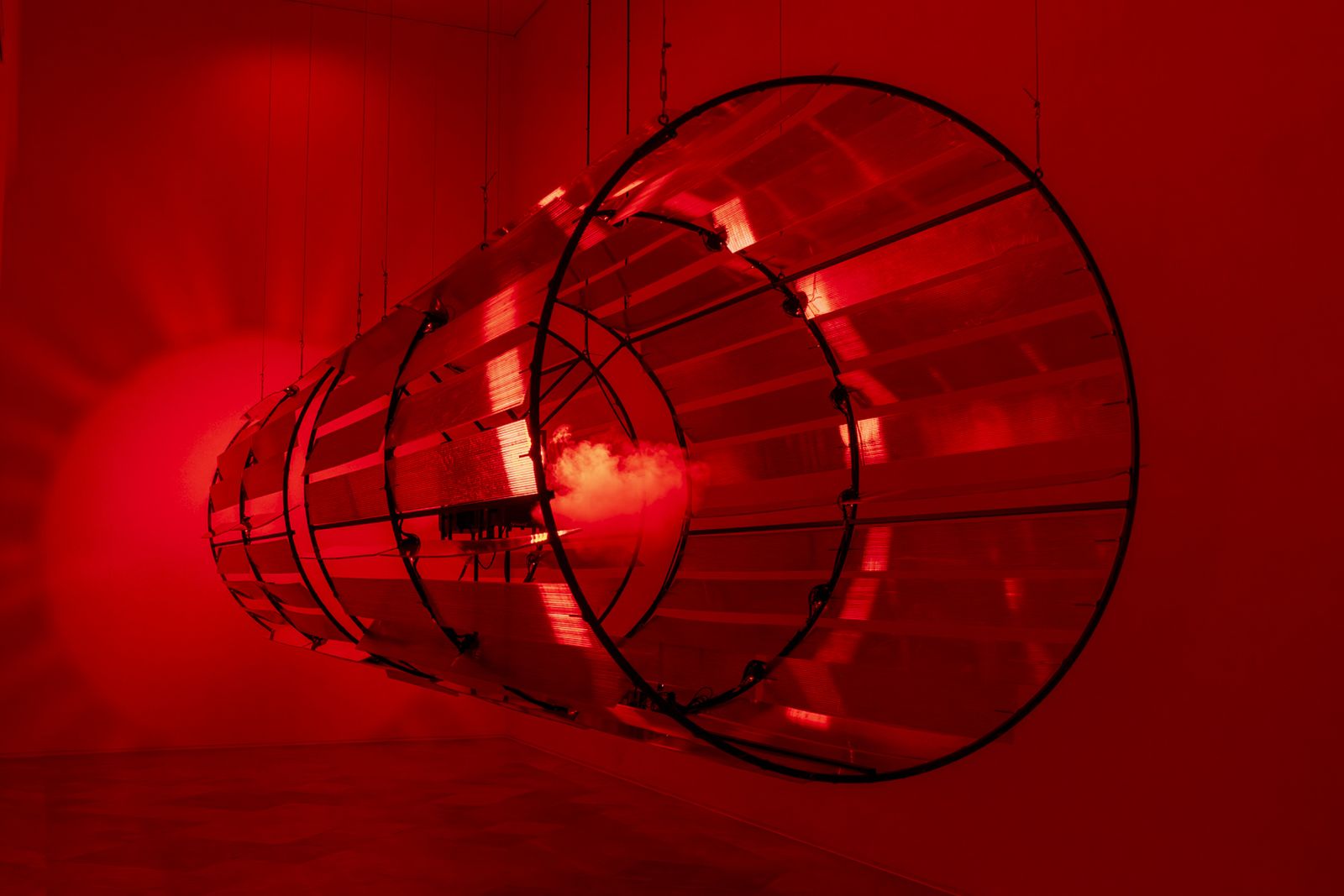 La obra 'Rayleigh' de Cachito Vallés, producida ex profeso para la exposición en el CAAC.