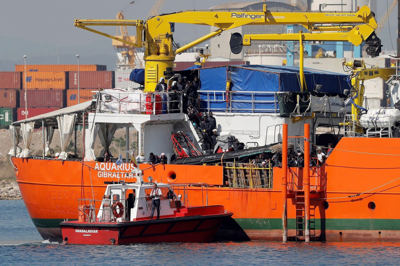 El 'Aquarius' atraca en Valencia el pasado mes de junio con un grupo de inmigrantes rescatados en el Mediterráneo.