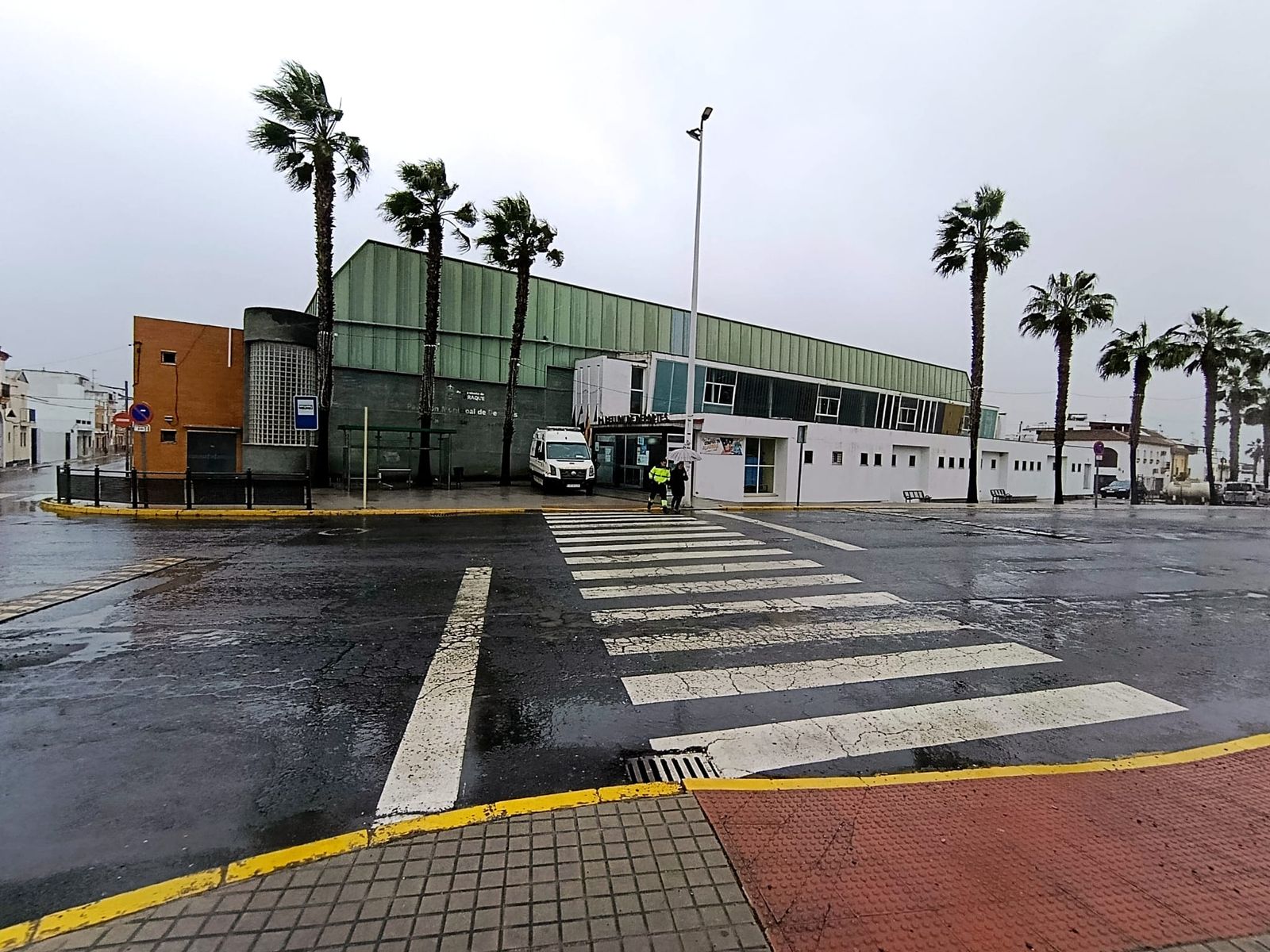 Polideportivo de Aljaraque, donde tendrá lugar la capilla ardiente de la familia Zamorano este miércoles.