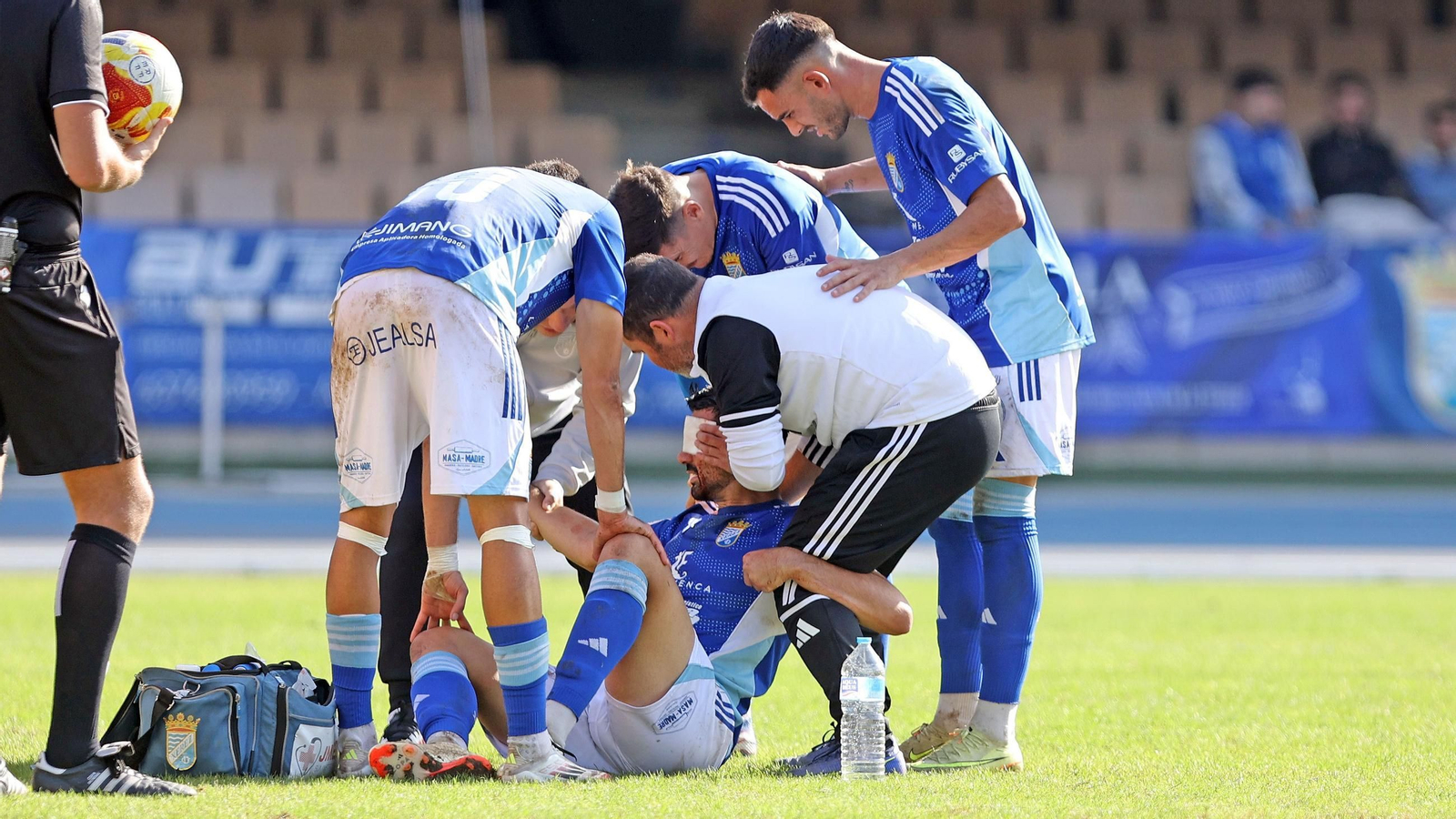 El Atlético Malagueño hace sufrir al Xerez CD, pero nueva derrota