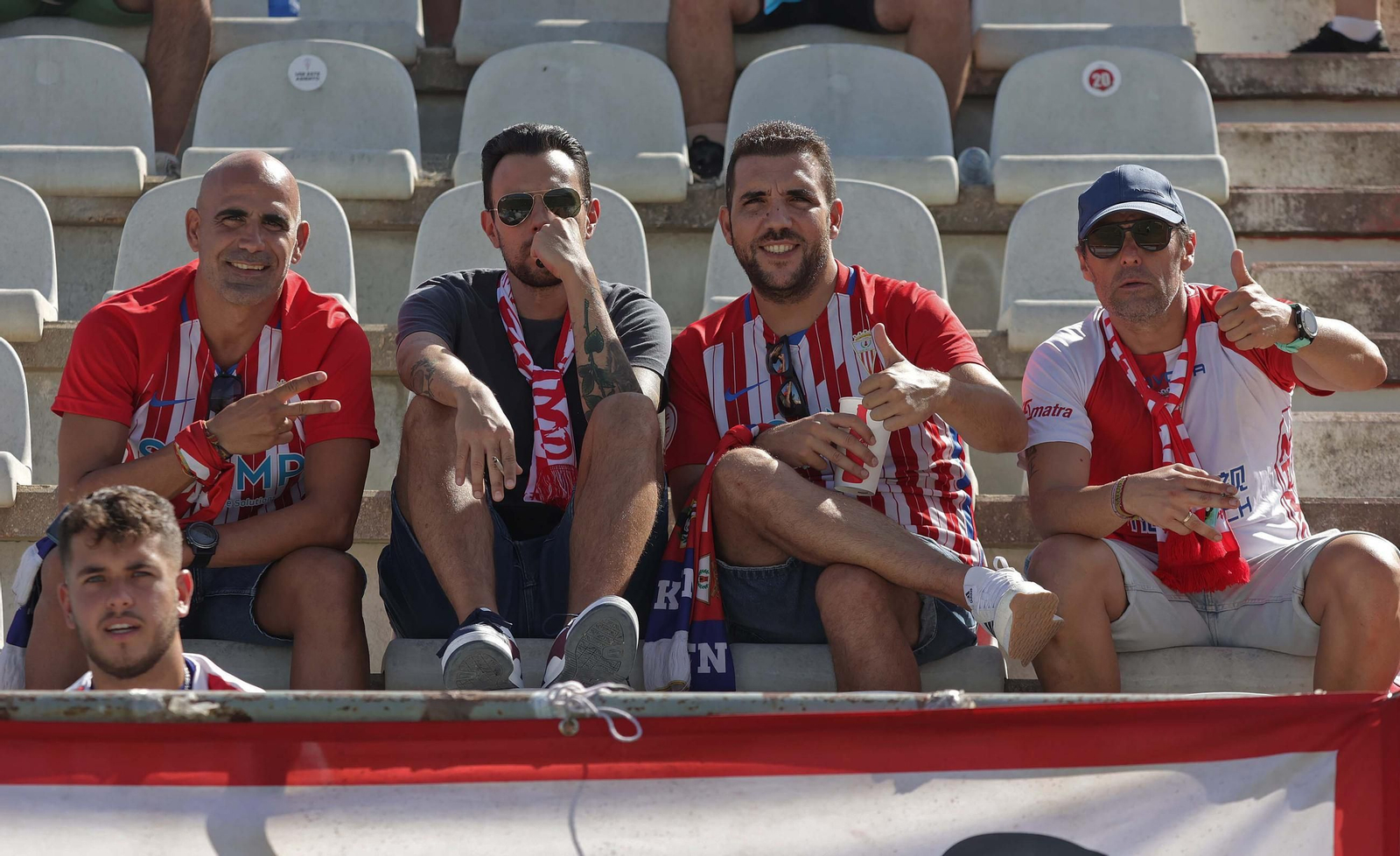 Búscate en el Nuevo Mirador durante el Algeciras CF - Marbella FC