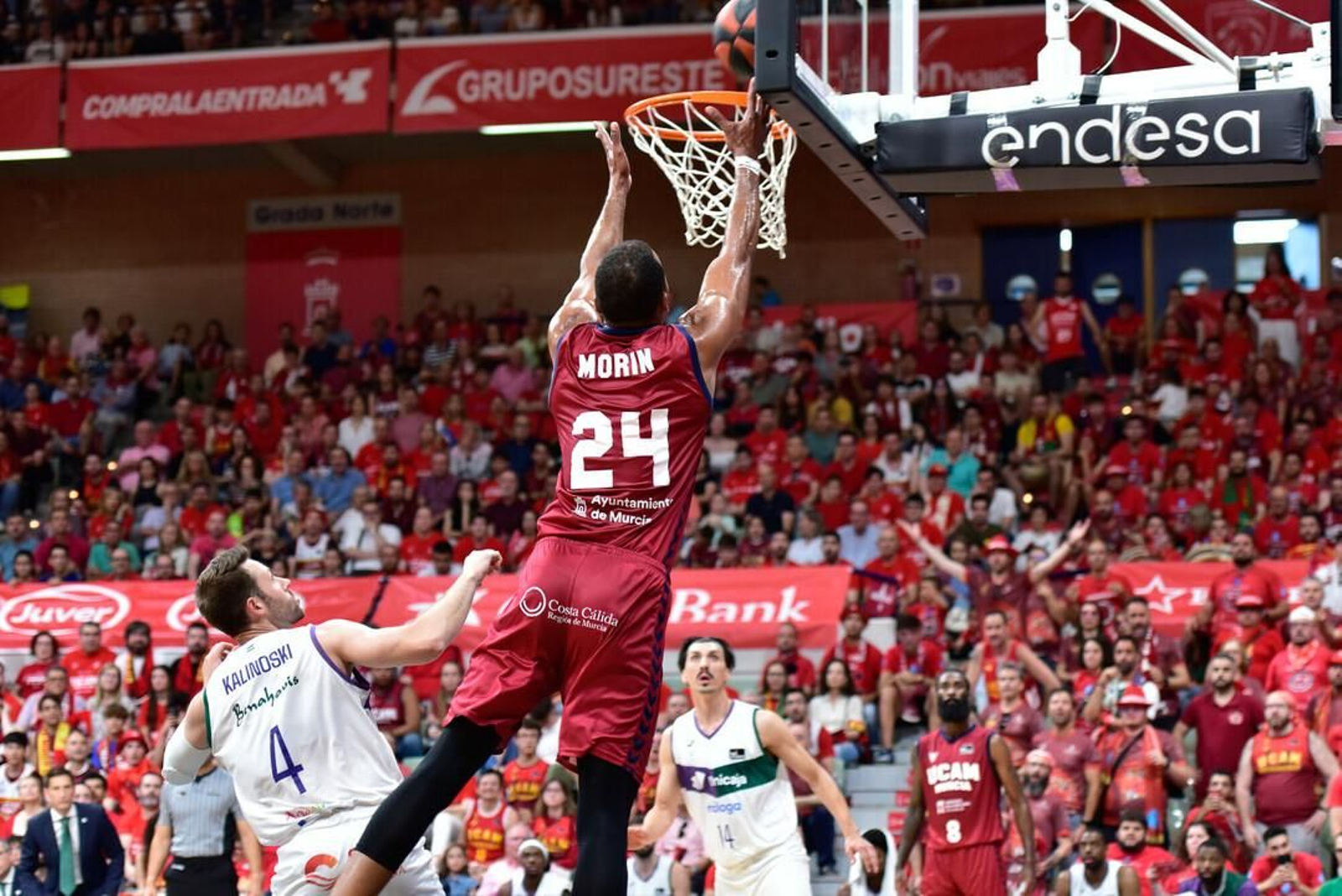 Las fotos del UCAM Murcia - Unicaja, 3º partido de semifinales de la ACB