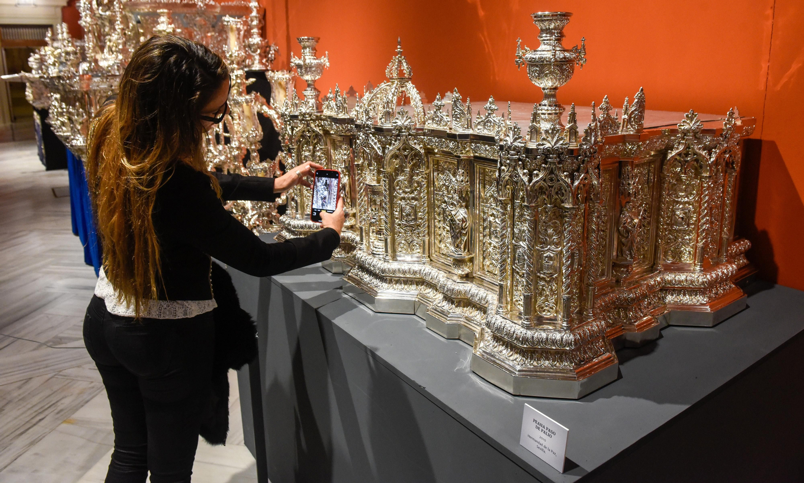 La excelencia de la pintura, la orfebrería y el bordado, en la fundación Cajasol