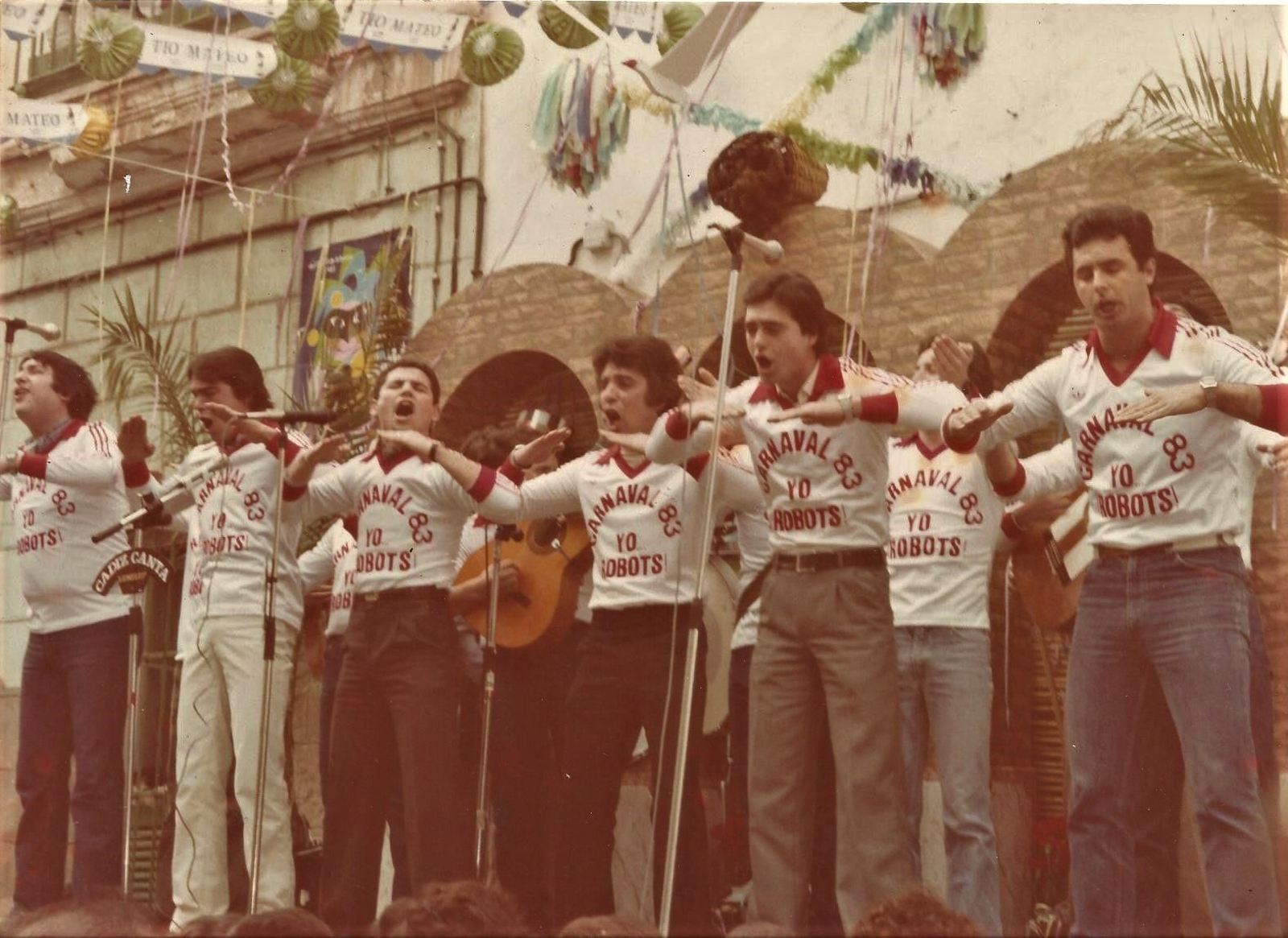 1983. Comparsa 'Robots'.