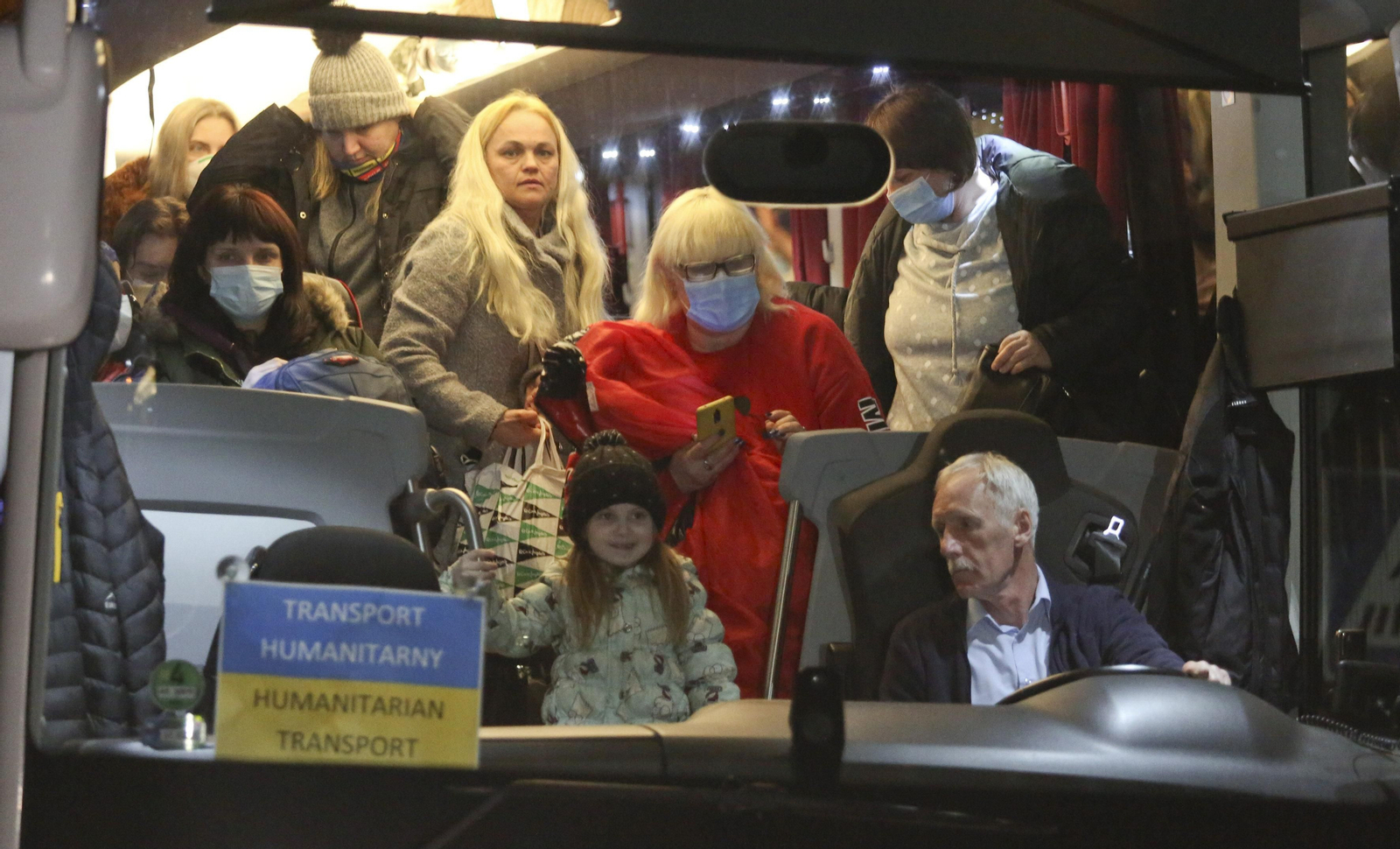 Llegada de refugiados ucranianos en autobús a Málaga.