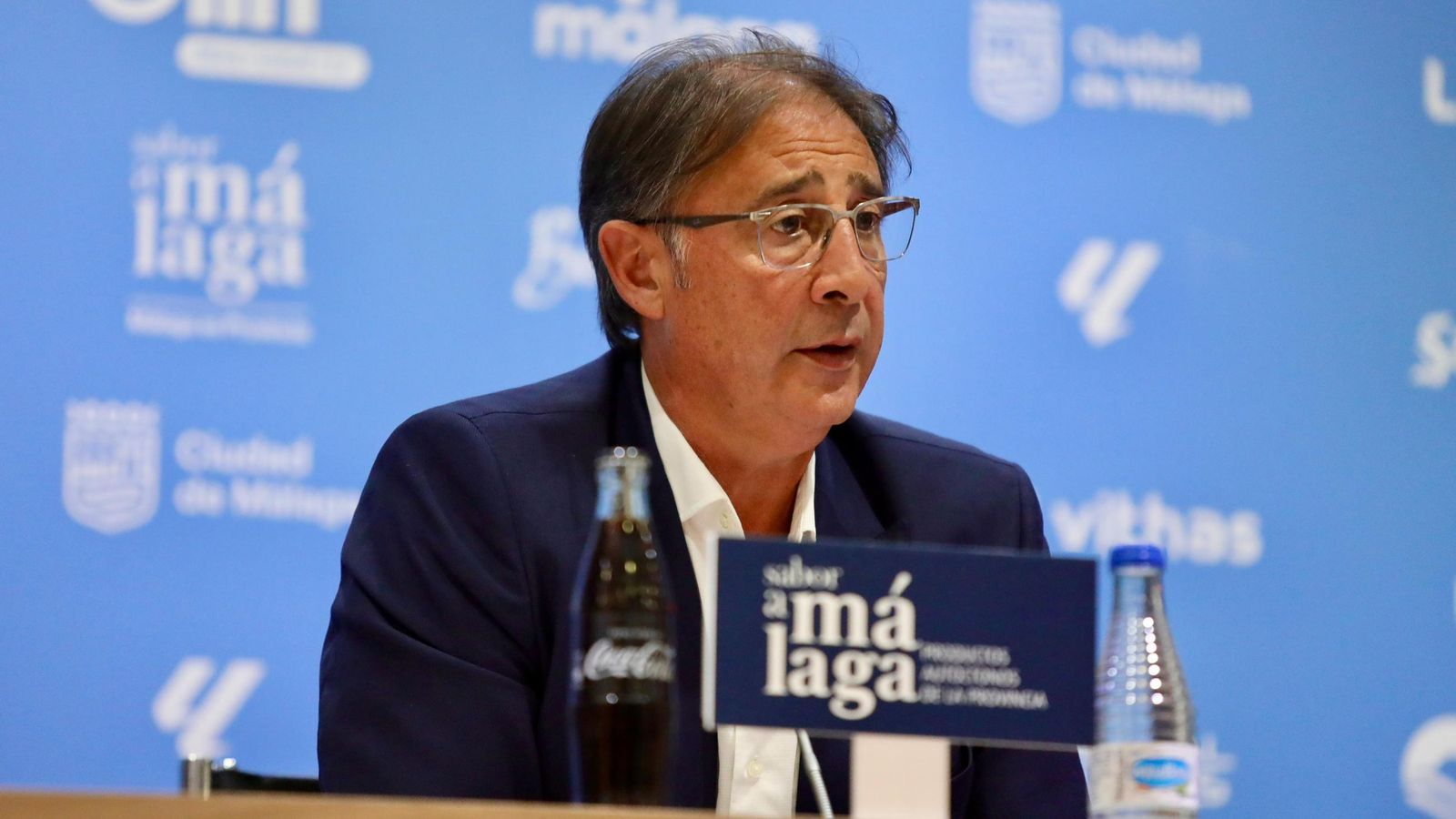 Loren Juarros durante la rueda de prensa.