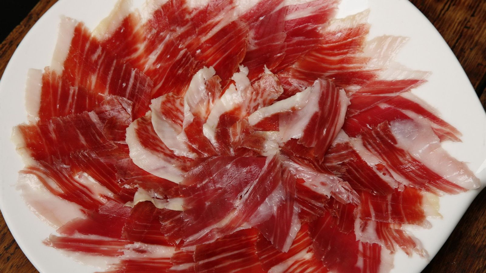 Imagen de archivo de un plato de jamón ibérico.