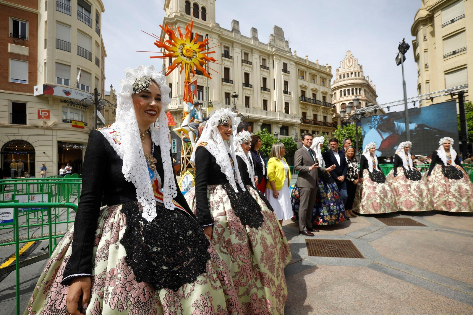 La Fiesta de las Fogueres de Sant Joan de Alicante en Córdoba, en imágenes