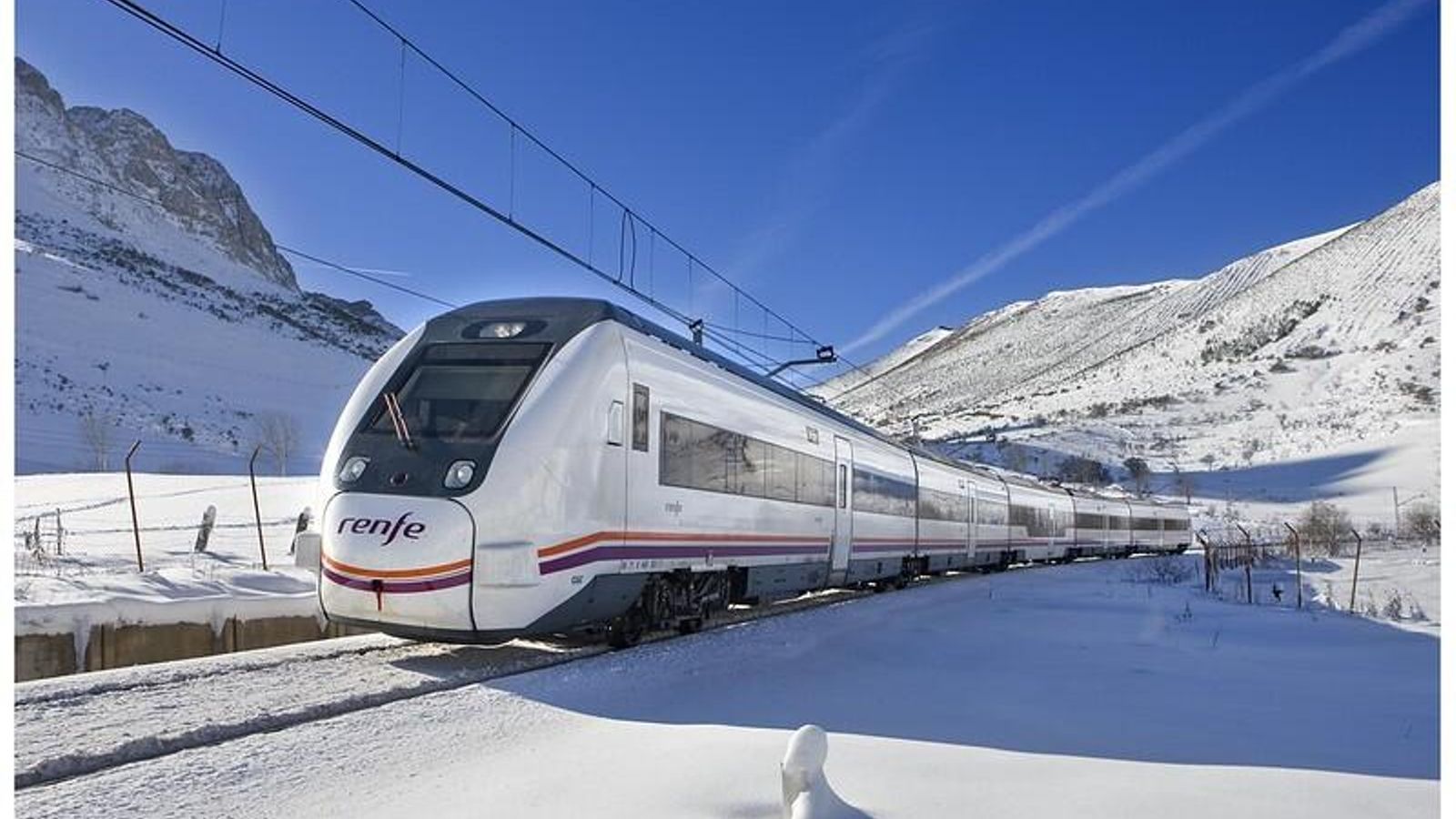 La compañía está renovando su flota de trenes.