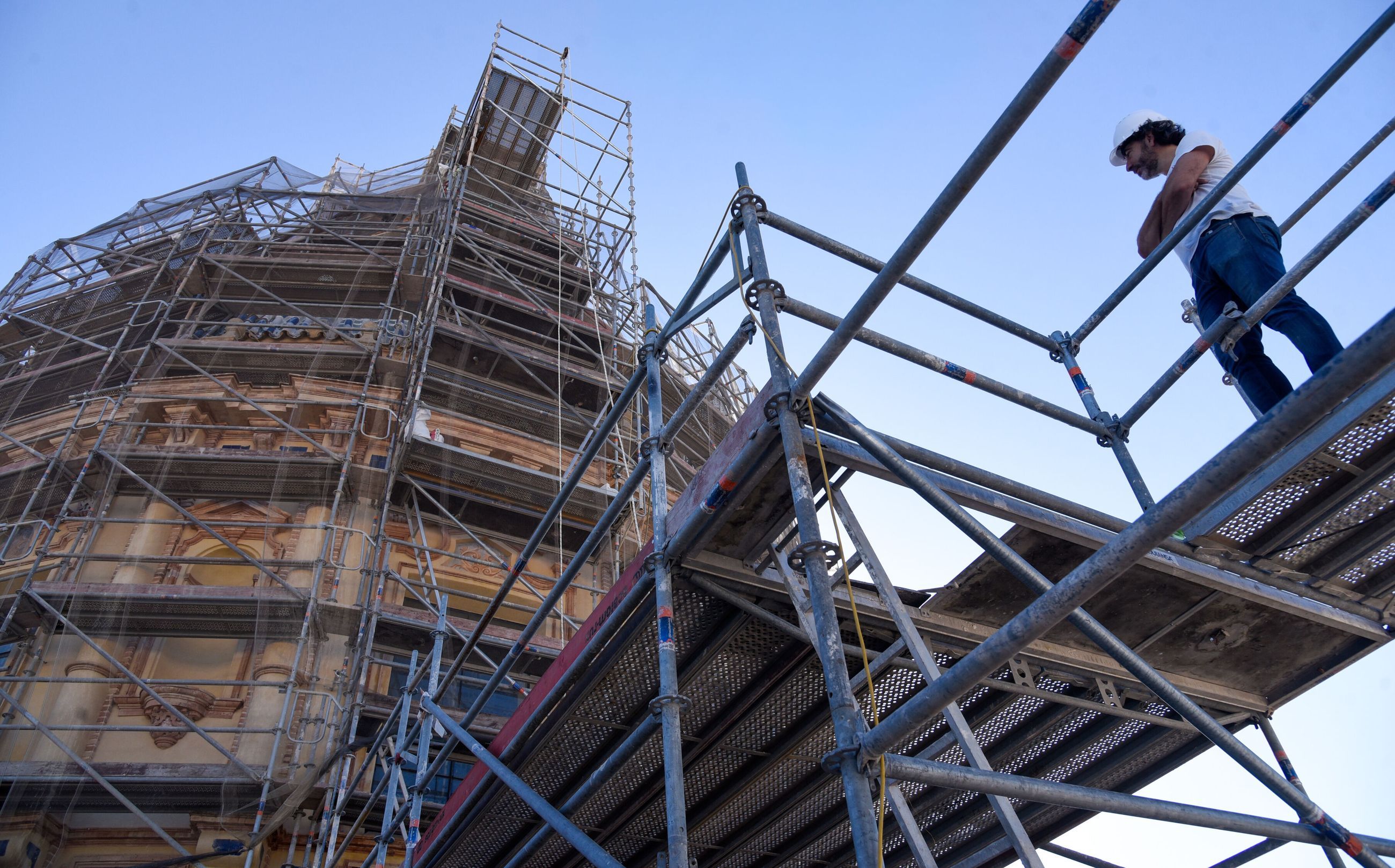 Obras en San Luis de los Franceses para salvar las pinturas de Domingo Martínez