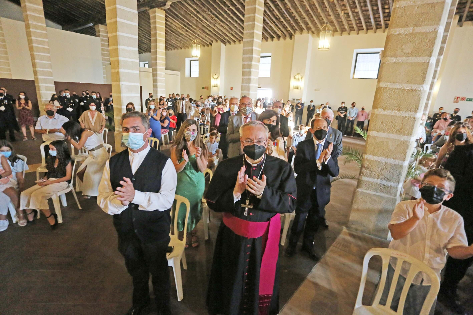 Imágenes de la celebración del patrón de la Policía Nacional
