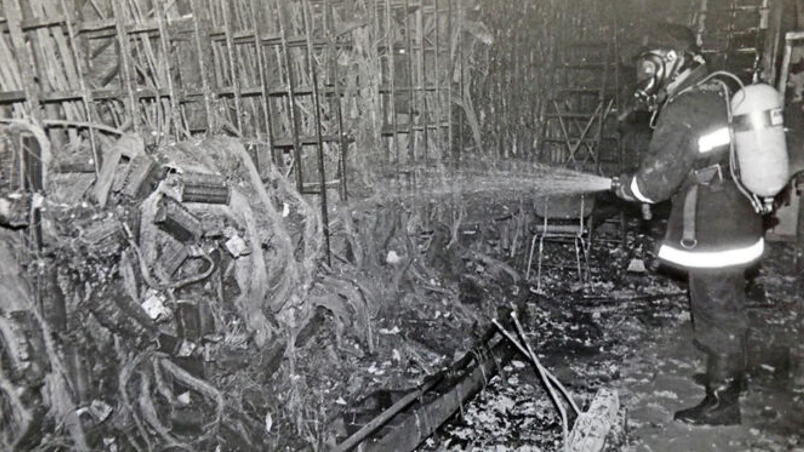 Incendio de la centralita de teléfono de Jerez en 1988.