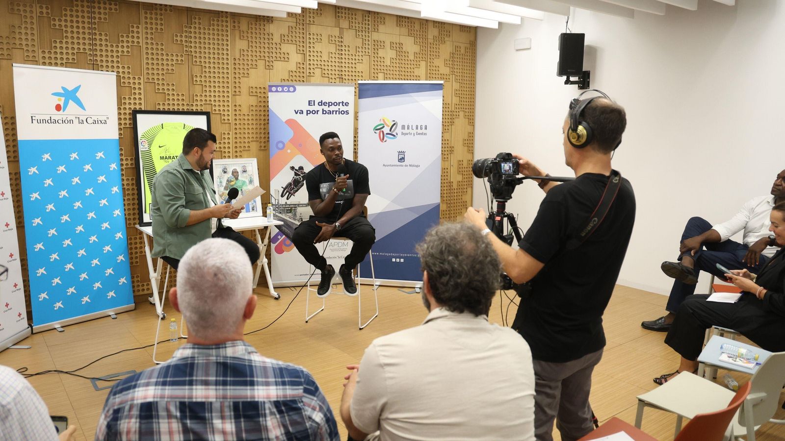Kameni, en un momento de la charla.