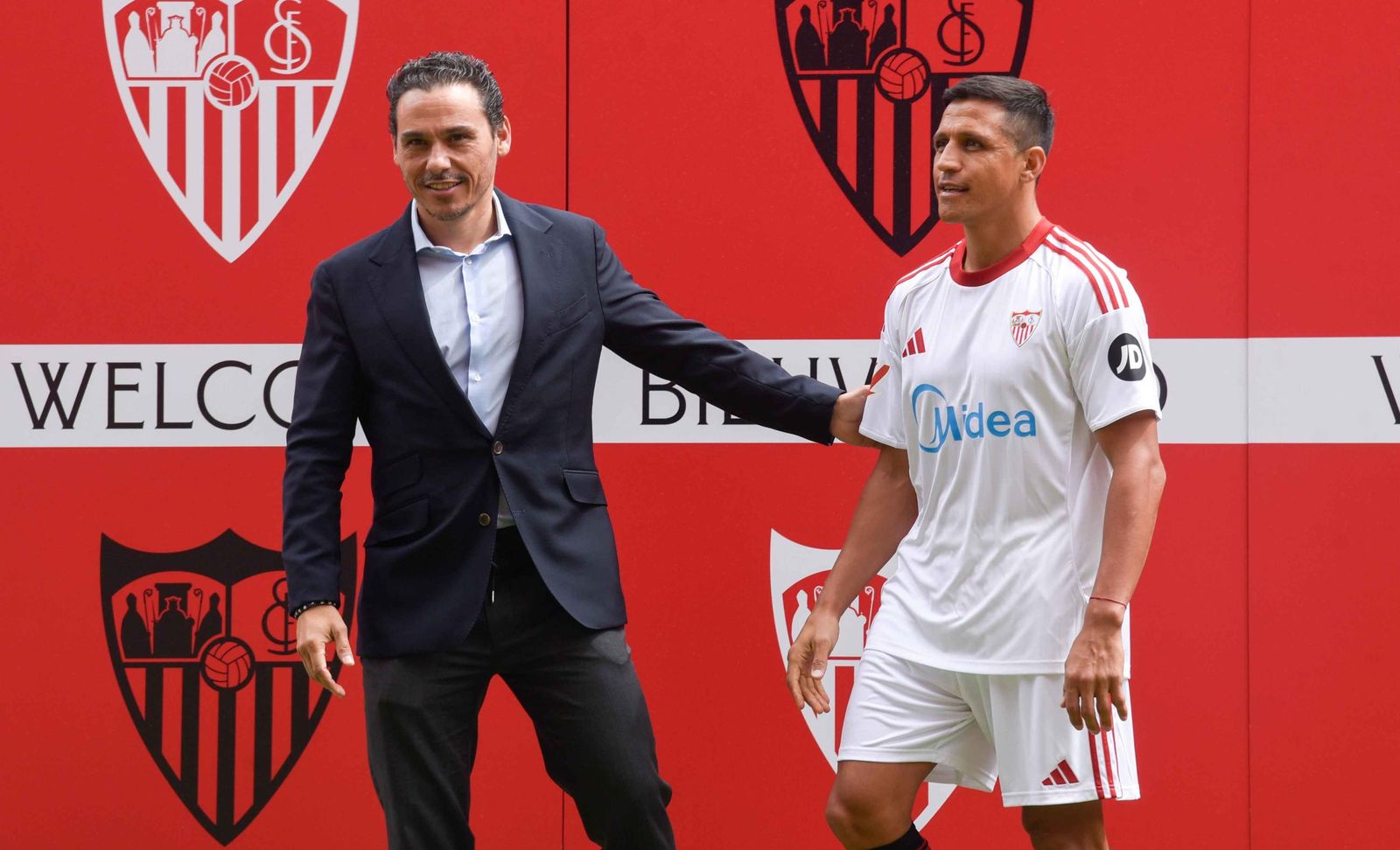Presentación de Alexis Sánchez como jugador del Sevilla