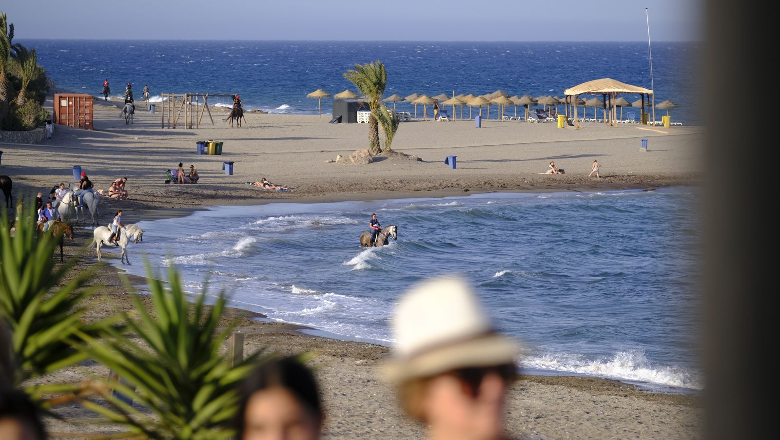 Moros y Cristianos de Mojácar en la Playa del Lance, en imágenes