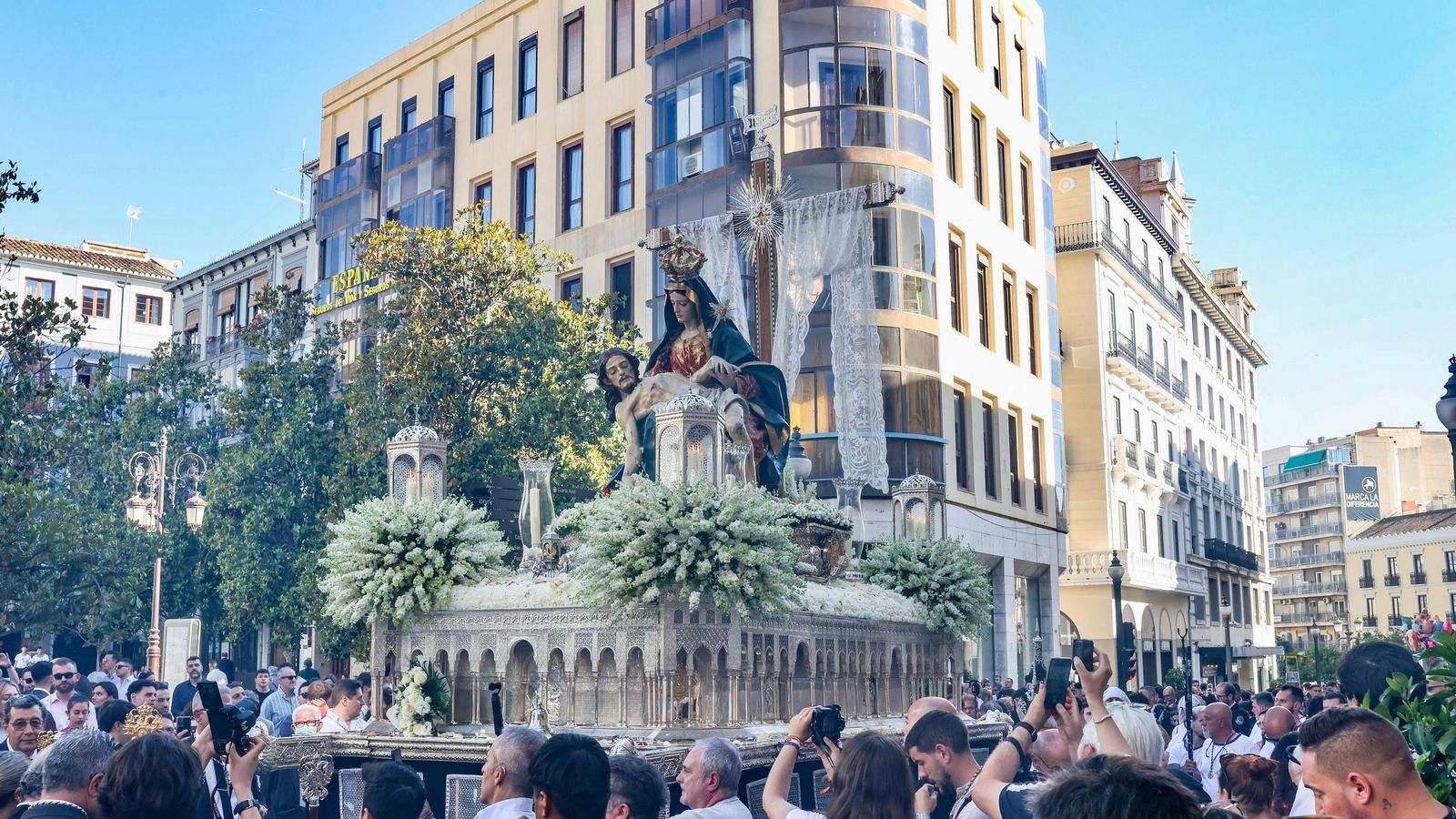 Salida Extraordinaria Santa María de la Alhambra, Mayo 2025