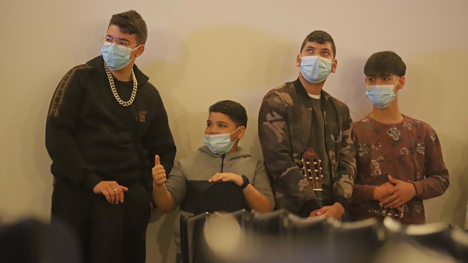 Fotos del acto 'Guitarras al cielo por Paco' en Algeciras