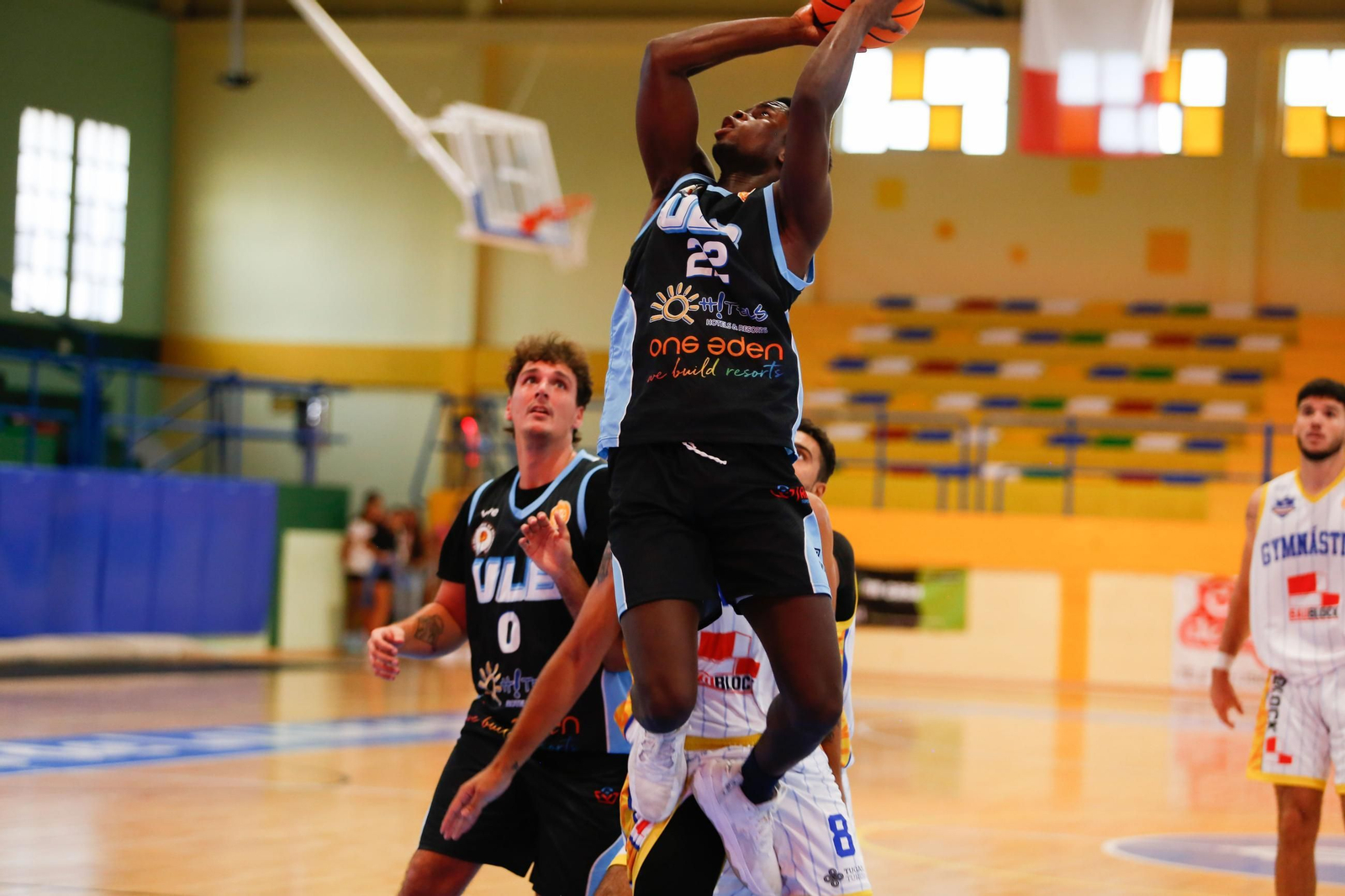 Las fotos del ULB-Gymnástica Portuense de la Copa Diputación de baloncesto