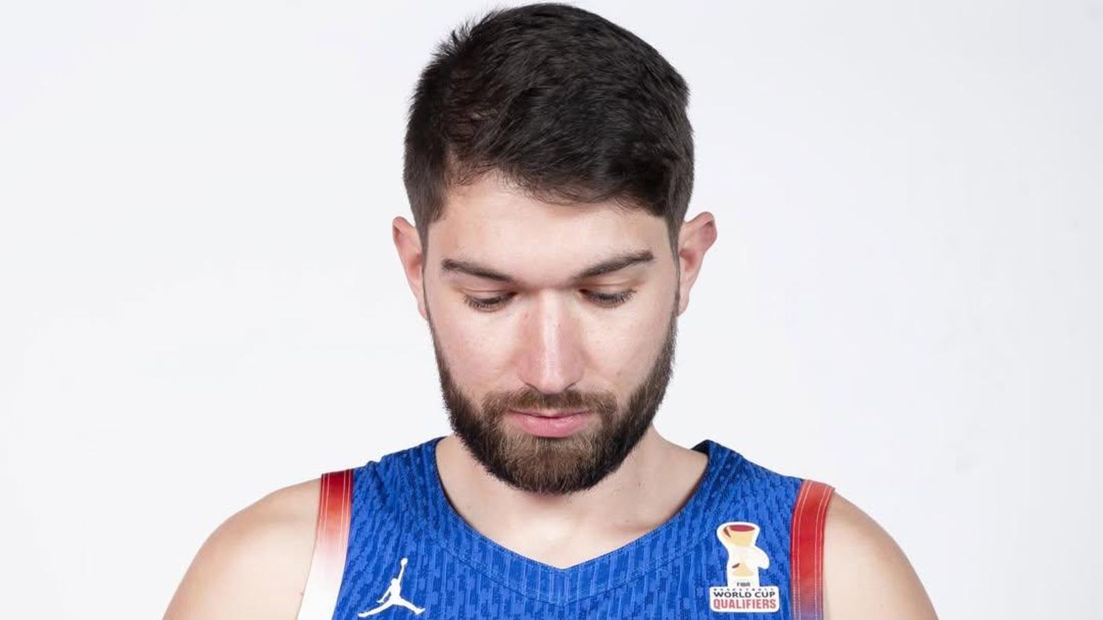 Tillie, en un posado.