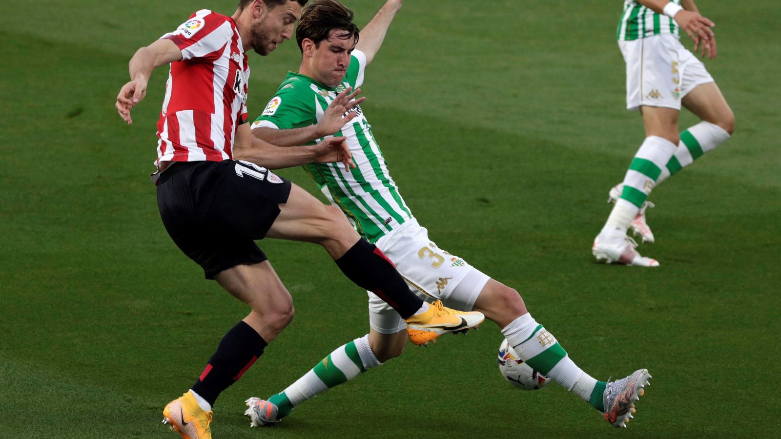 Miranda presiona a De Marcos.