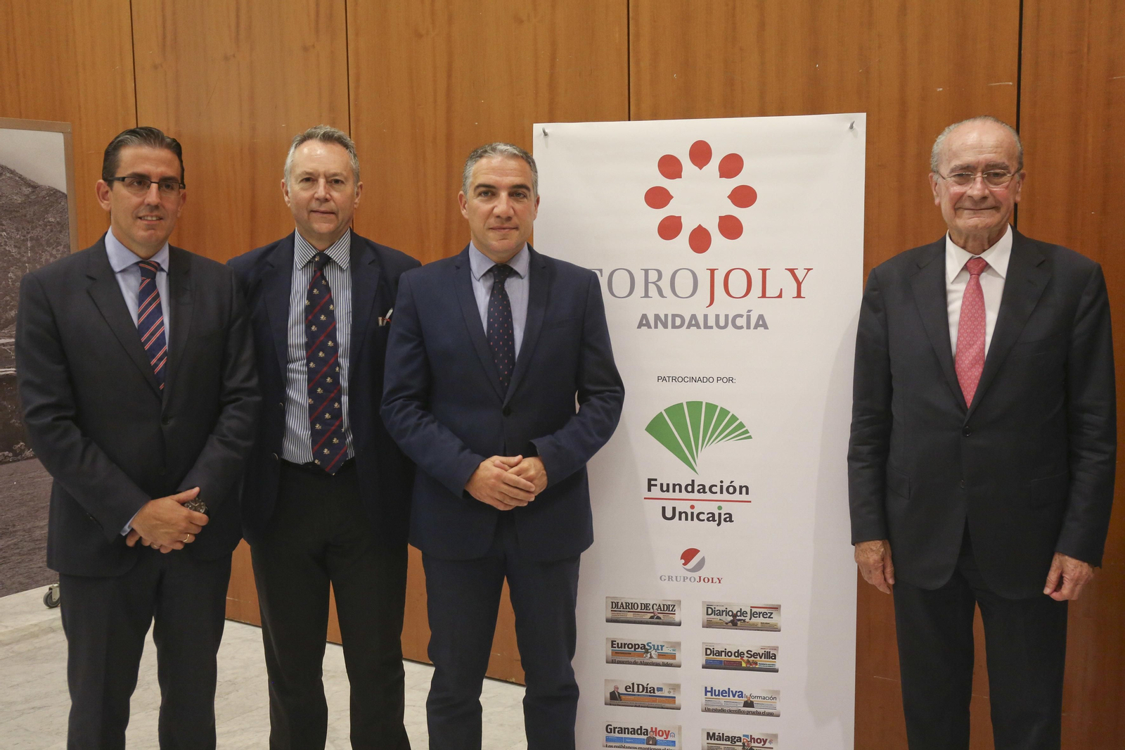 Las imágenes del Foro Joly con Elías Bendodo