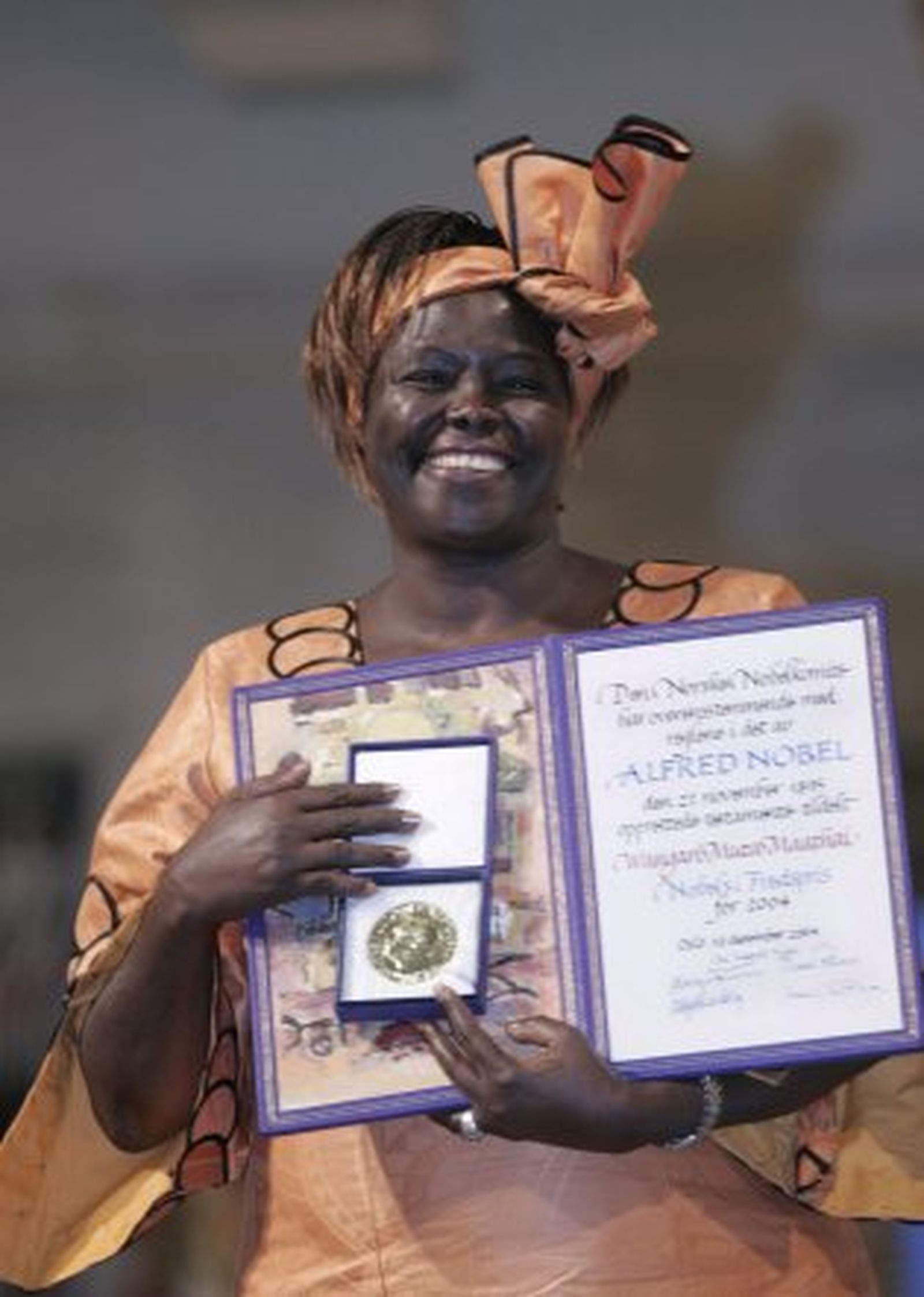 Muere Wangari Maathai, Premio Nobel de la Paz en 2004
