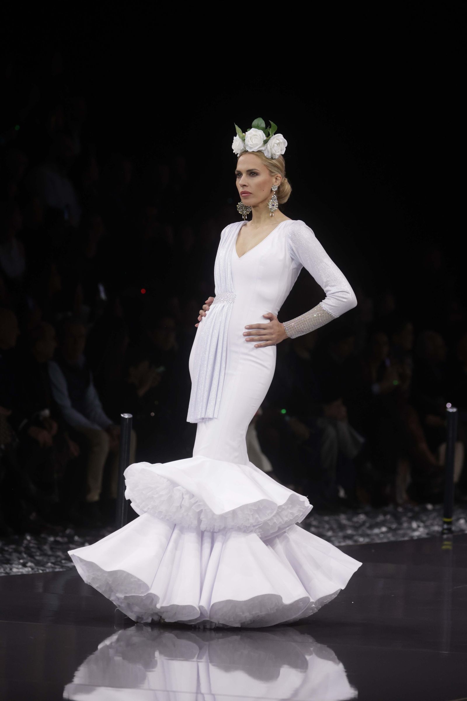 El desfile de Pilar Rubio en SIMOF 2023, todas las fotos