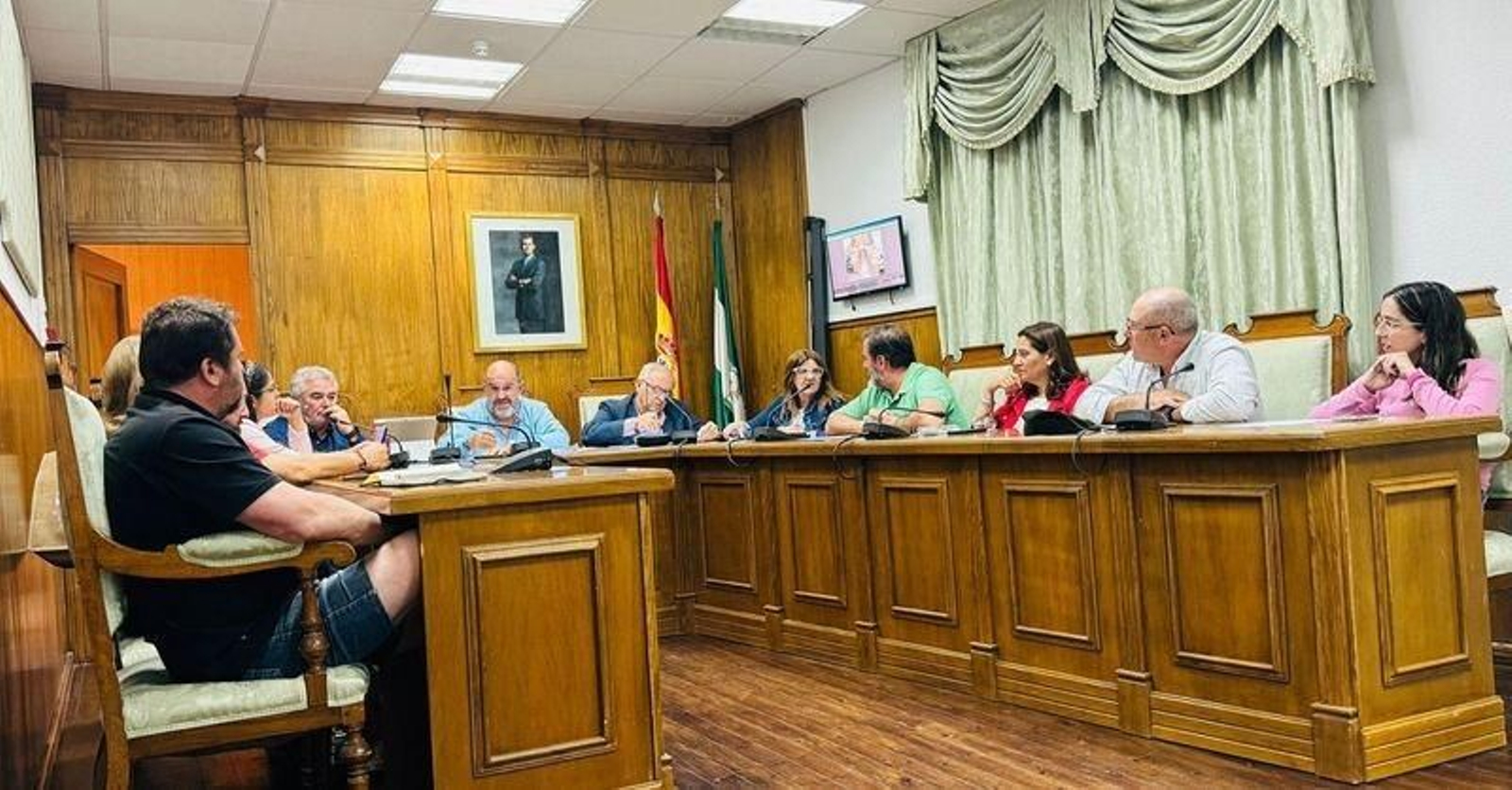 Pleno celebrado en el Ayuntamiento de Dalías este viernes. Pleno celebrado en el Ayuntamiento de Dalías este viernes.