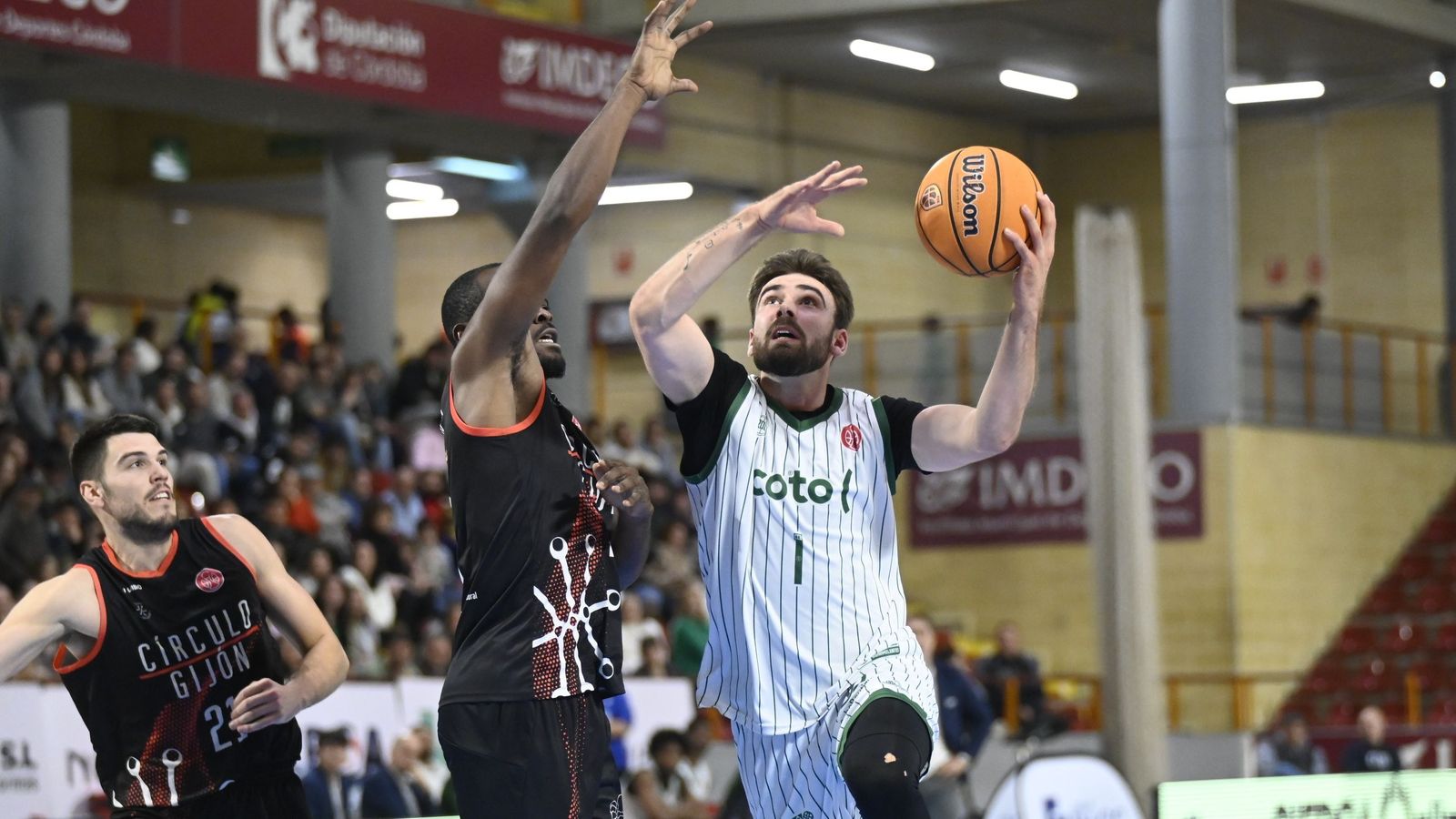 Sorensen, durante un duelo con el Coto Córdoba.