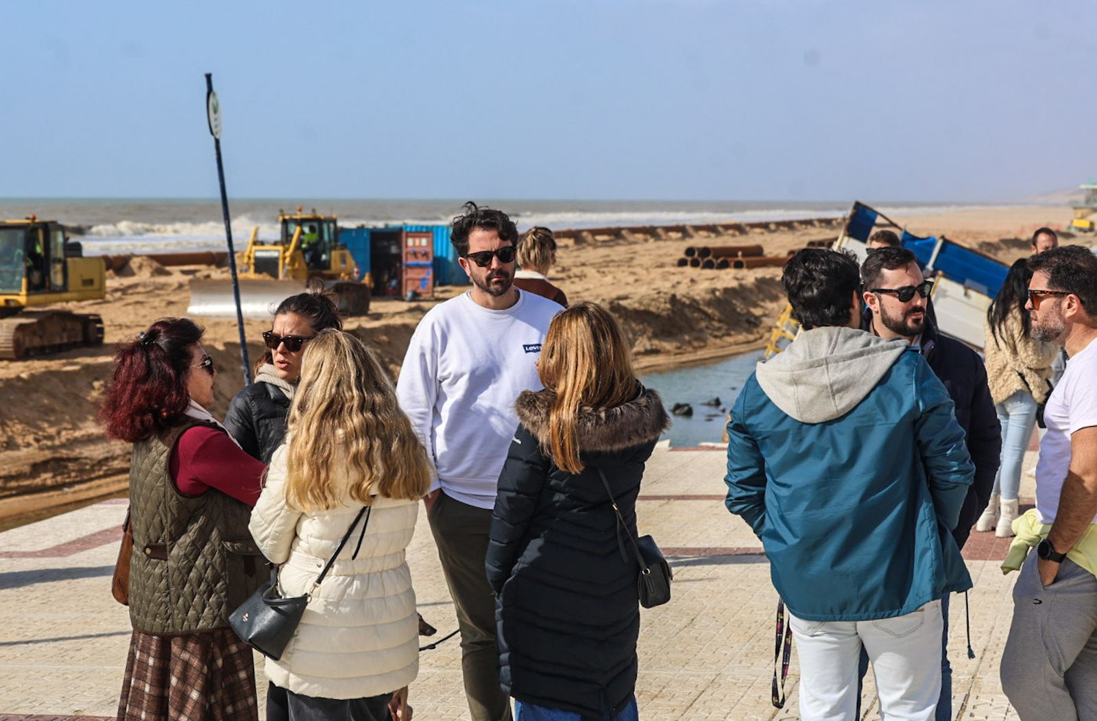 Fotografías del aporte de arena a la playa de Matalascañas