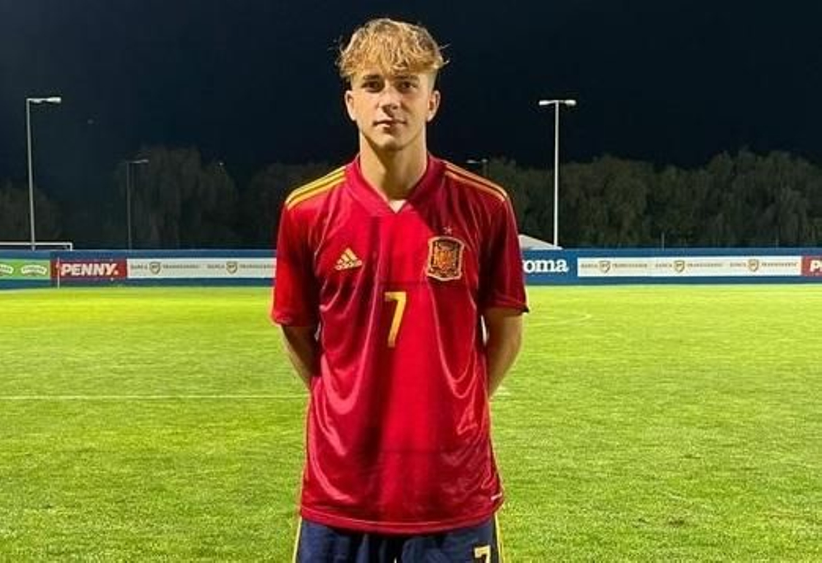 Daniel Yáñez, con la camiseta de la selección española.