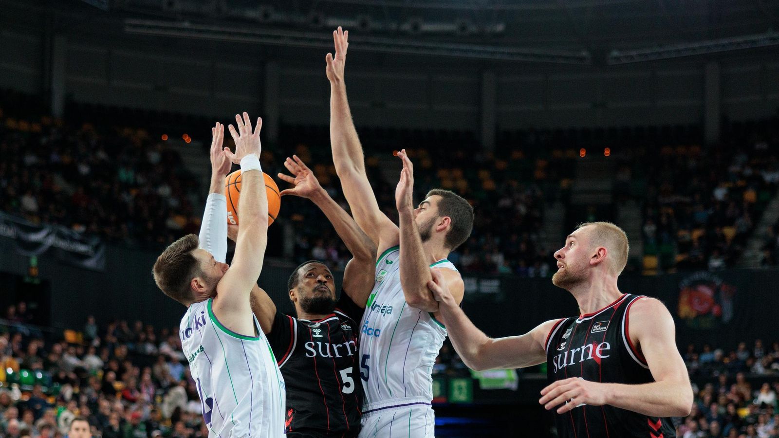 Las fotos del Surne Bilbao Basket - Unicaja