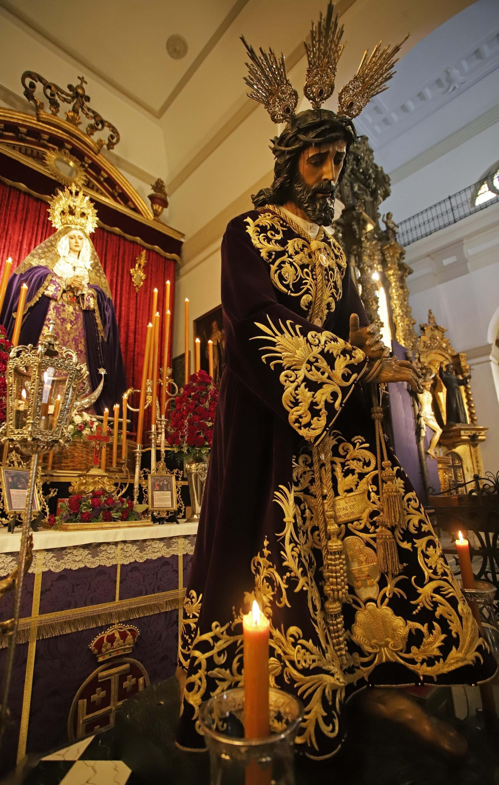 El Solemne besamanos a Jesús del Gran Poder de La Línea, en imágenes