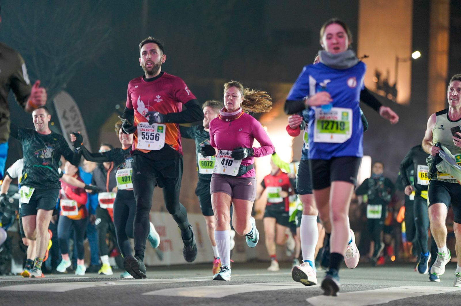 En imágenes: búscate en tu llegada a meta de la Carrera de San Antón 2026 (9)