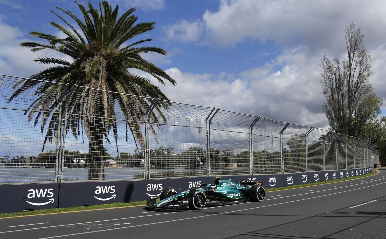 Fernando Alonso, en el circuito de Melbourne.
