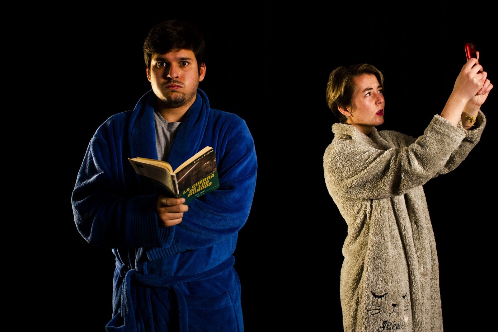 Una imagen de la obra 'Gente encerrada en sitios'.