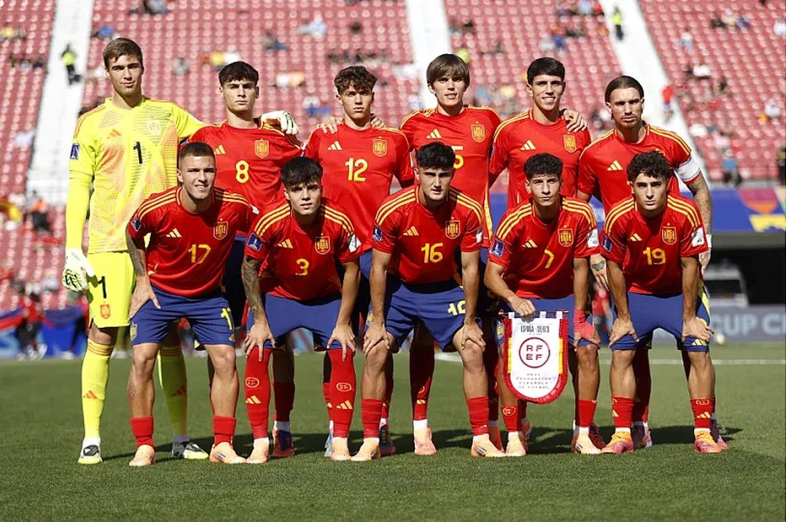Pitarch con el 12 en un once del Mundial sub 20 con Izan Merino también entre los titulares.