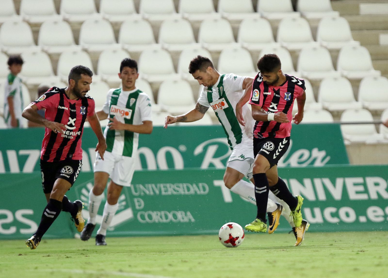 Las imágenes del Córdoba-Tenerife de Copa