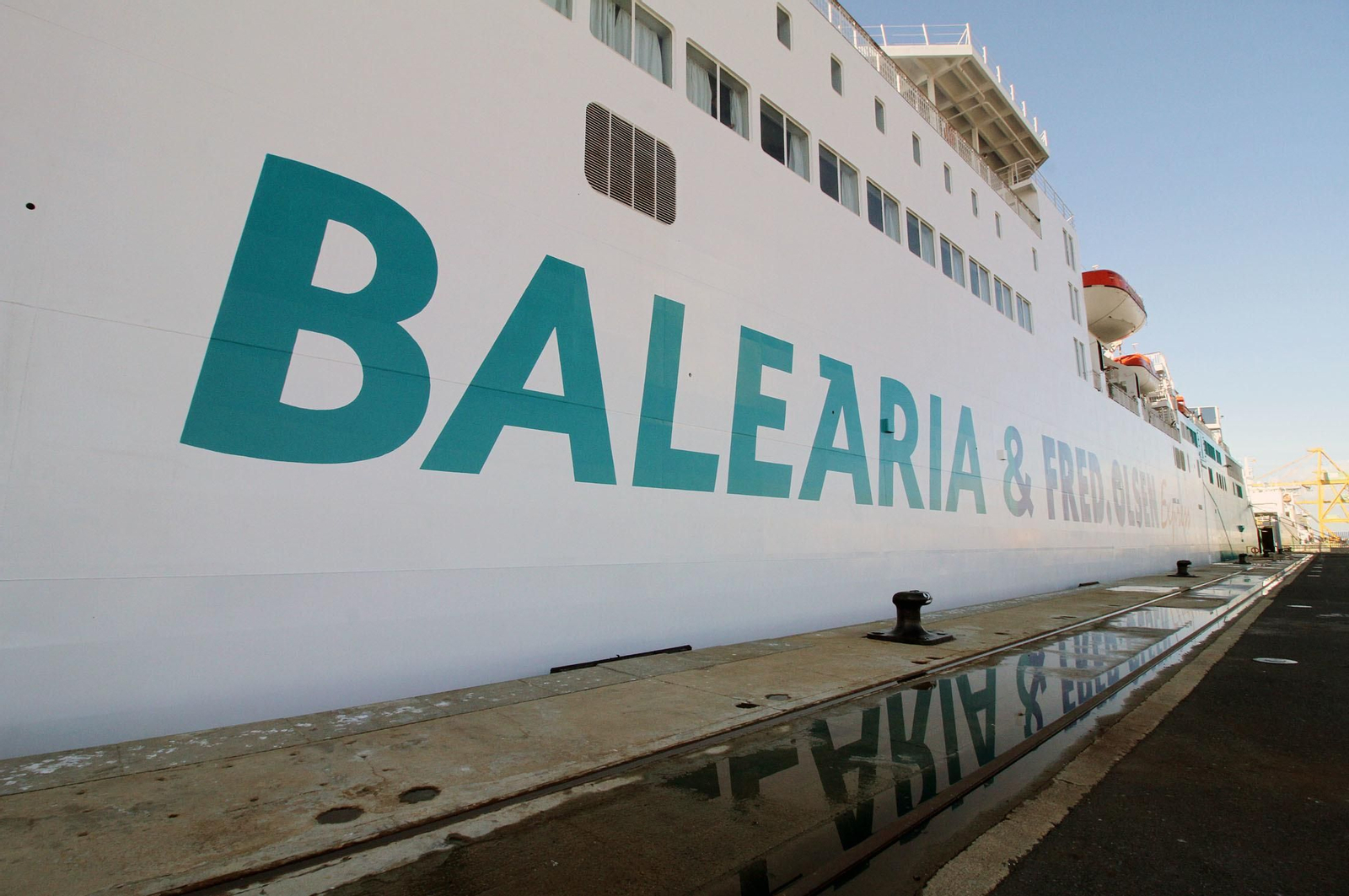 Balearia,  Fred Olsen y el Puerto de Huelva presentan la nueva línea entre Huelva y Canarias, en imágenes