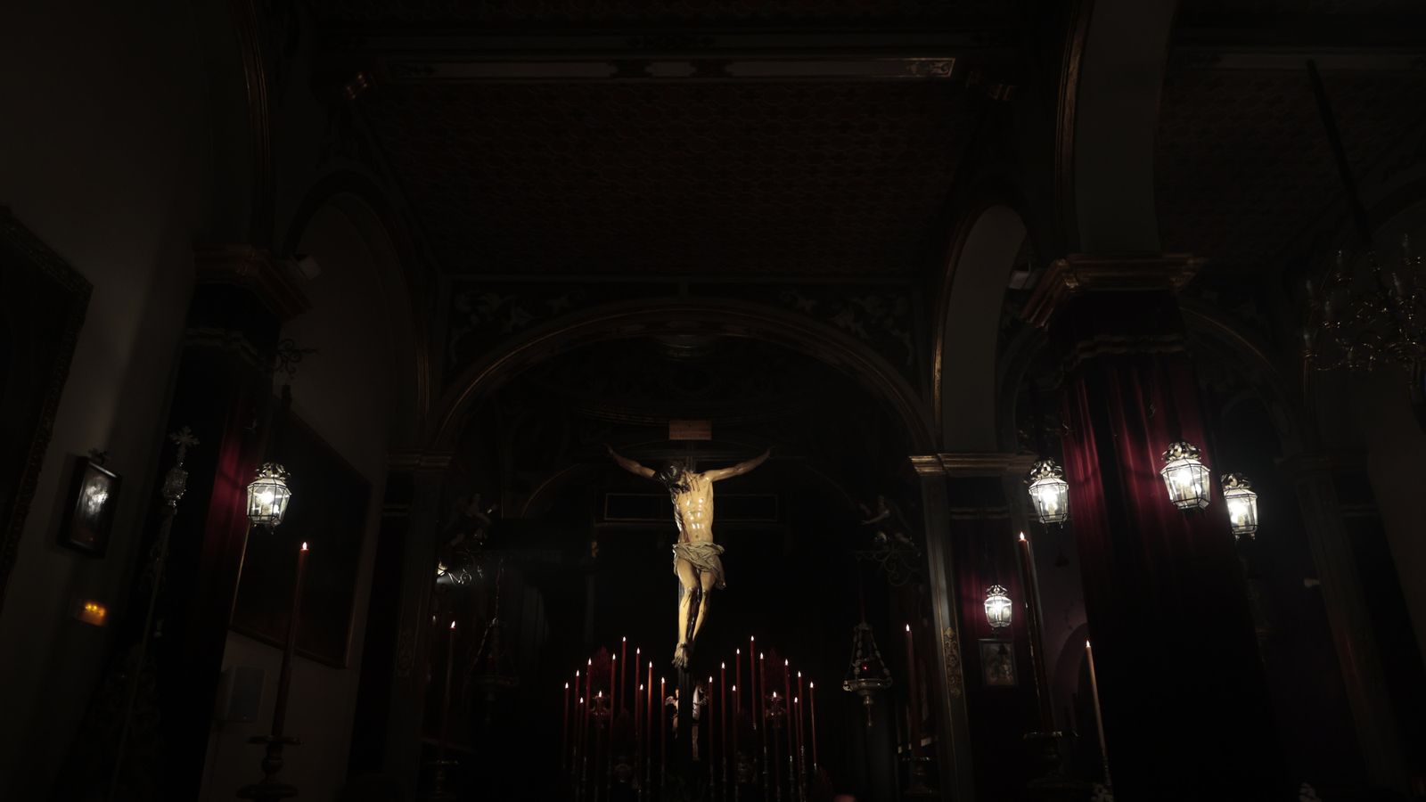 La veneración al Cristo del la Fundación de los Negritos en imágenes