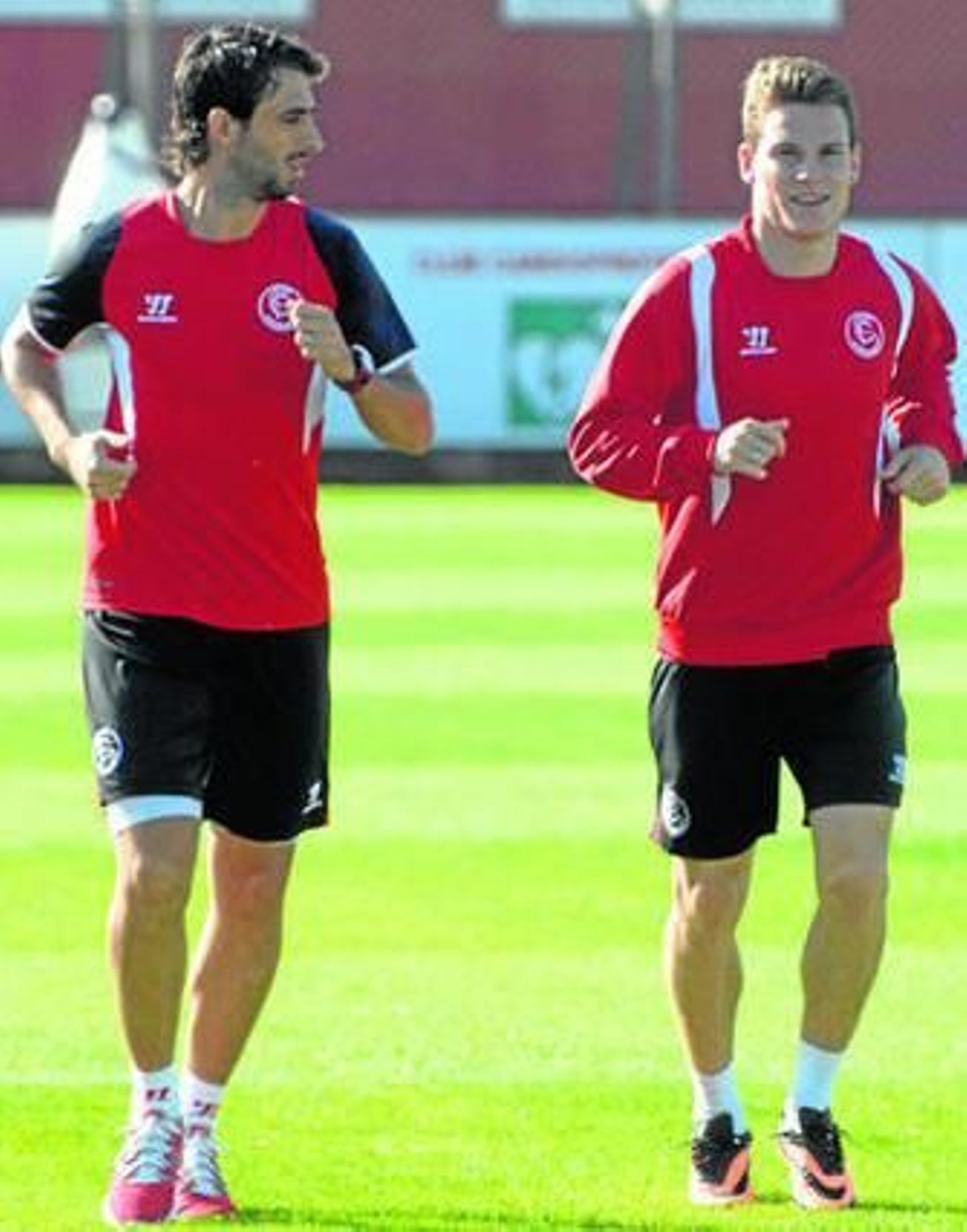 Nico Pareja y Kevin Gameiro hacen carrera continua.